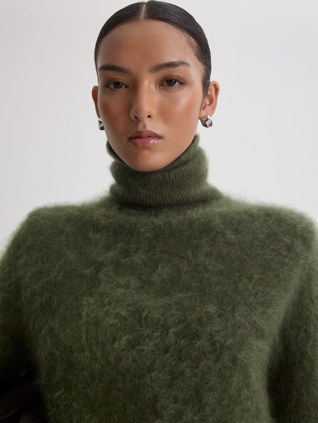 BRUSHED CASHMERE SHOULDER PAD SWEATER - Image 6