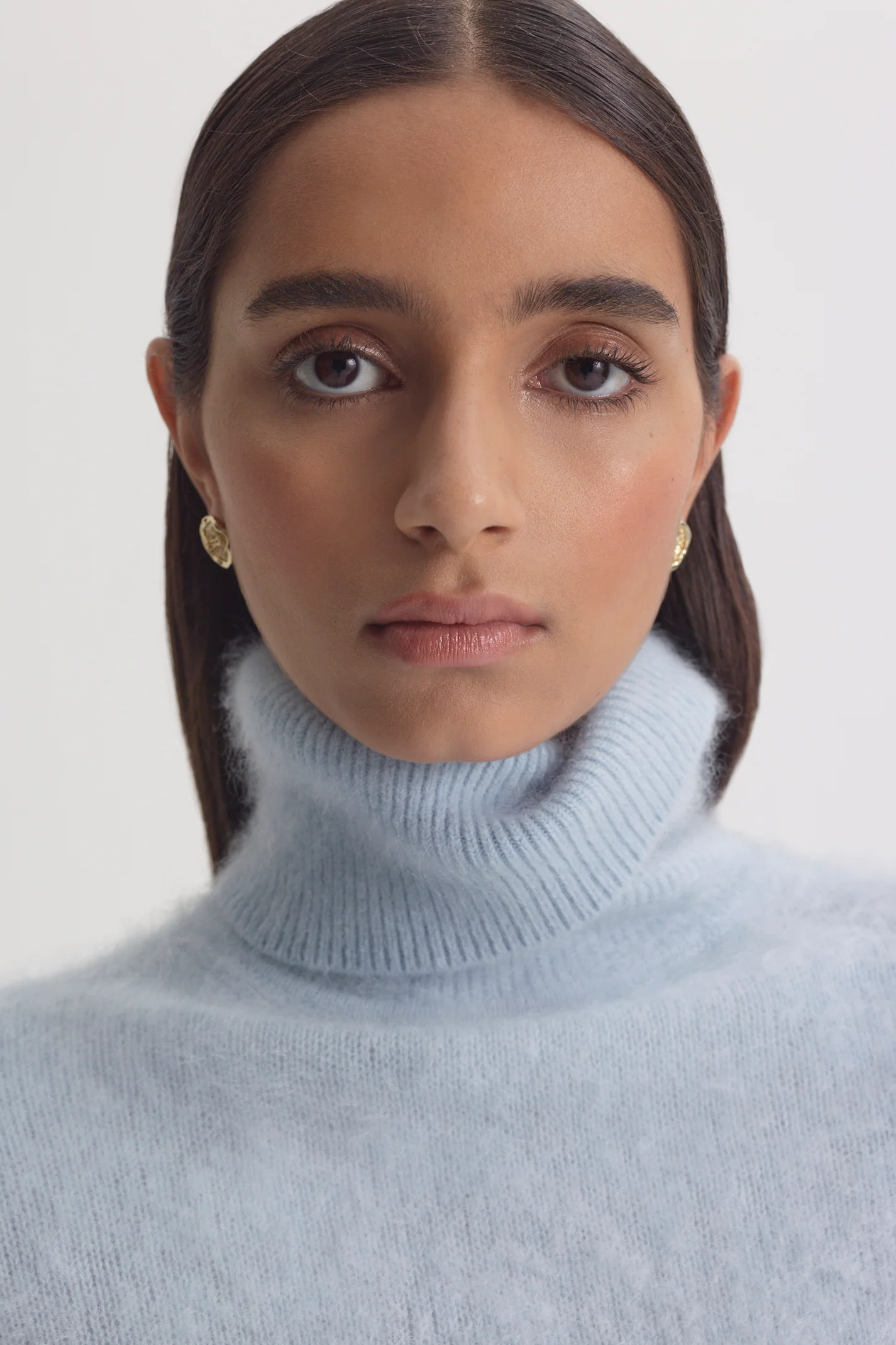 BRUSHED CASHMERE SHOULDER PAD SWEATER - Image 7