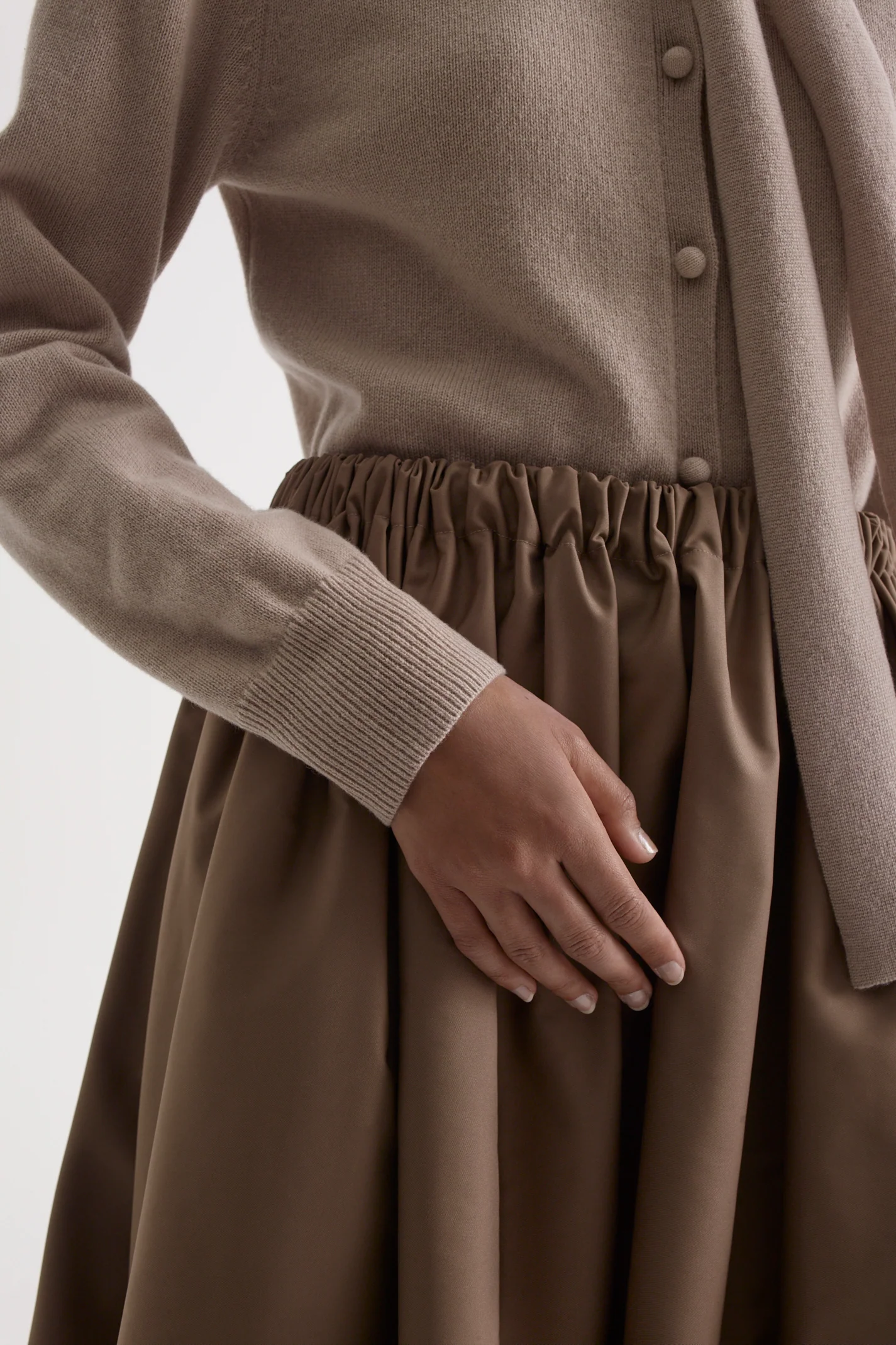 CASHMERE SHOULDER PAD CARDIGAN - Image 8
