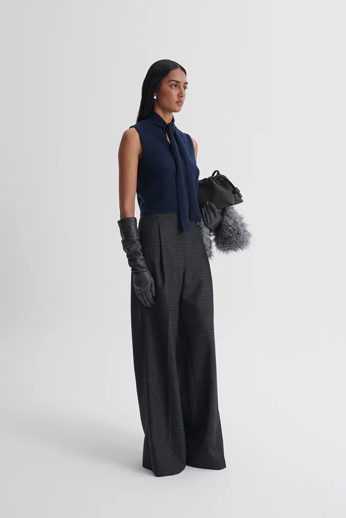 CASHMERE TIE SLEEVELESS TANK - Image 5