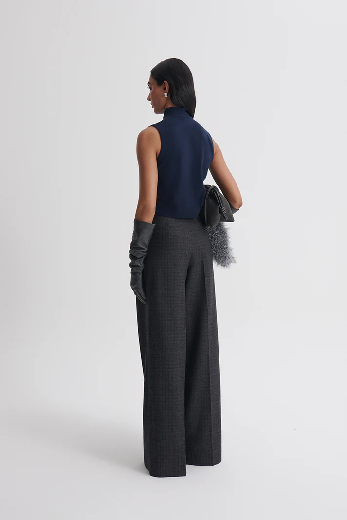 CASHMERE TIE SLEEVELESS TANK - Image 6