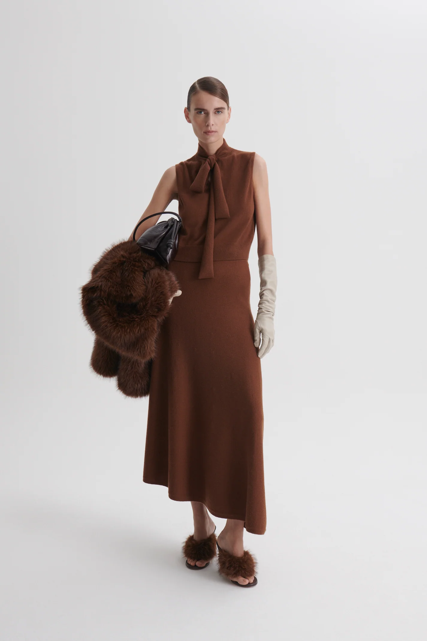 CASHMERE TIE SLEEVELESS TANK - Image 4