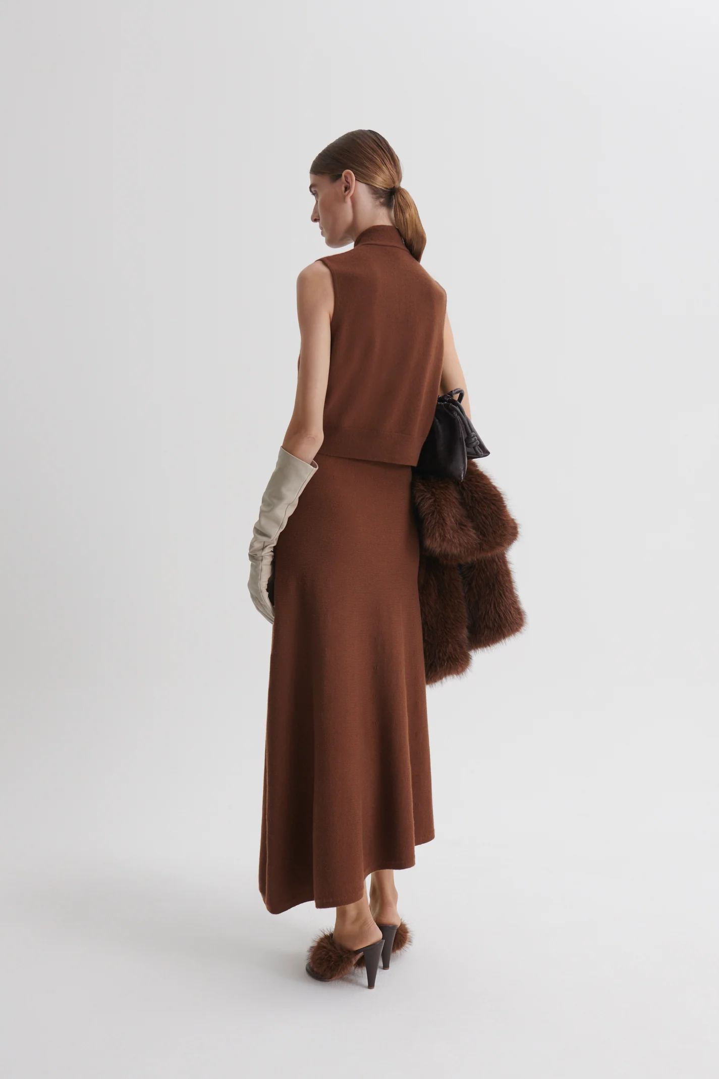 CASHMERE TIE SLEEVELESS TANK - Image 5