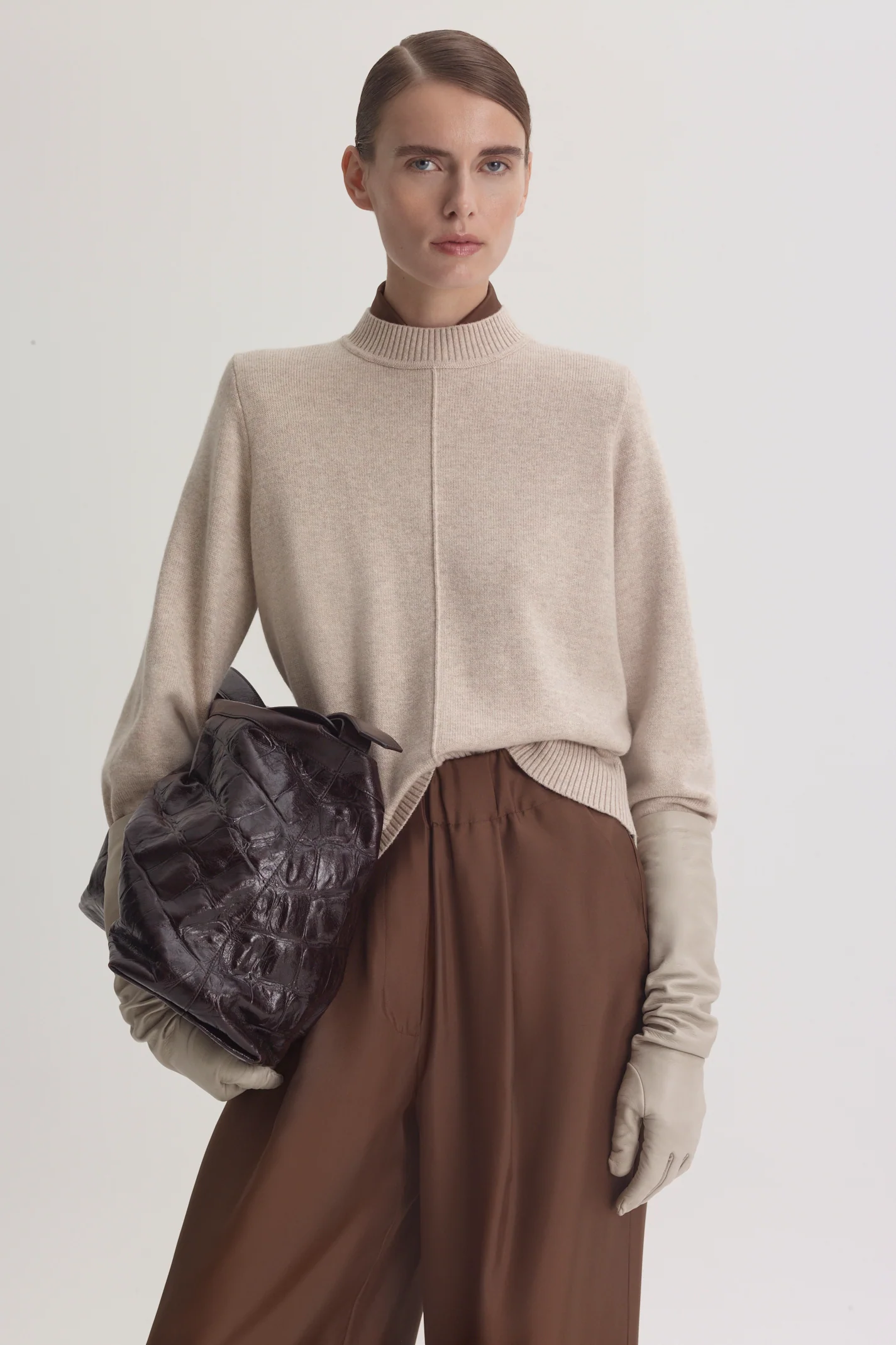CASHMERE WOOL CREW SWEATER - Image 9