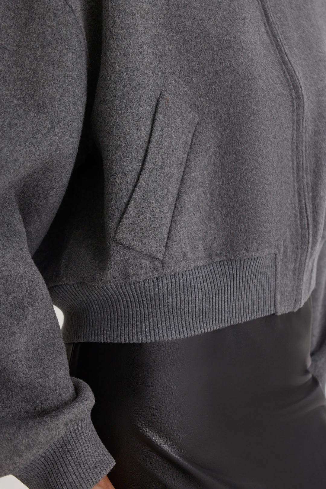 COATING BOMBER - Image 8