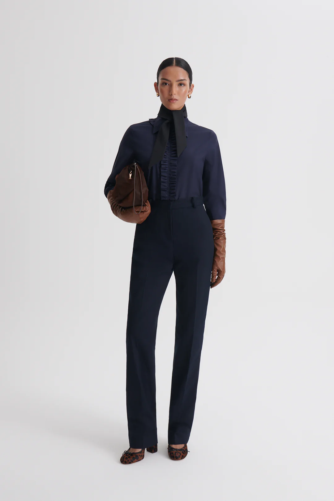 COTTON SLIM LEG TROUSER - Image 4
