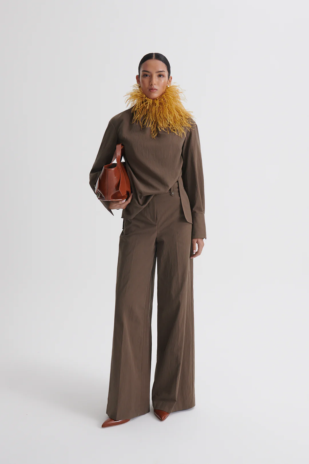 COTTON TWILL GATHER NECK TOP - Image 5