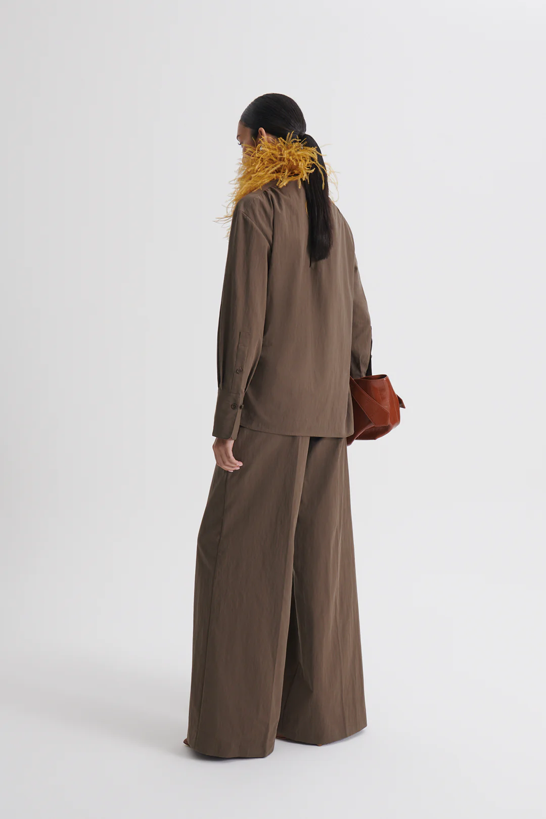 COTTON TWILL GATHER NECK TOP - Image 7