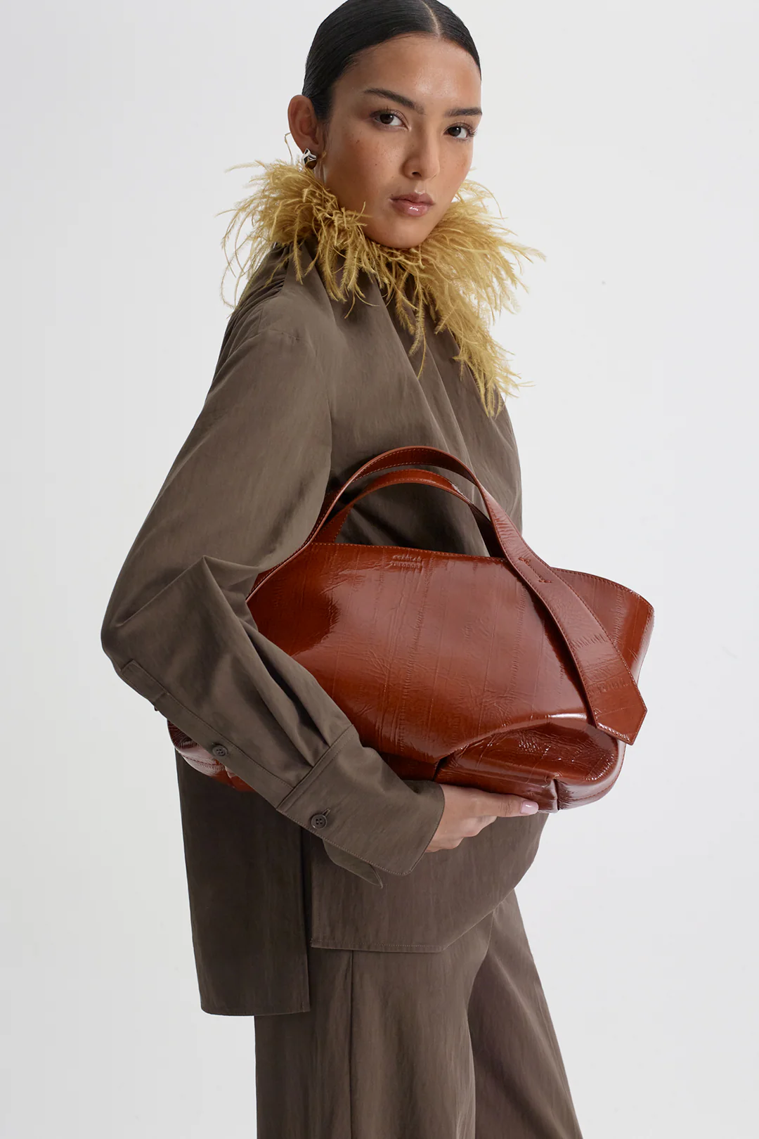 COTTON TWILL GATHER NECK TOP - Image 8