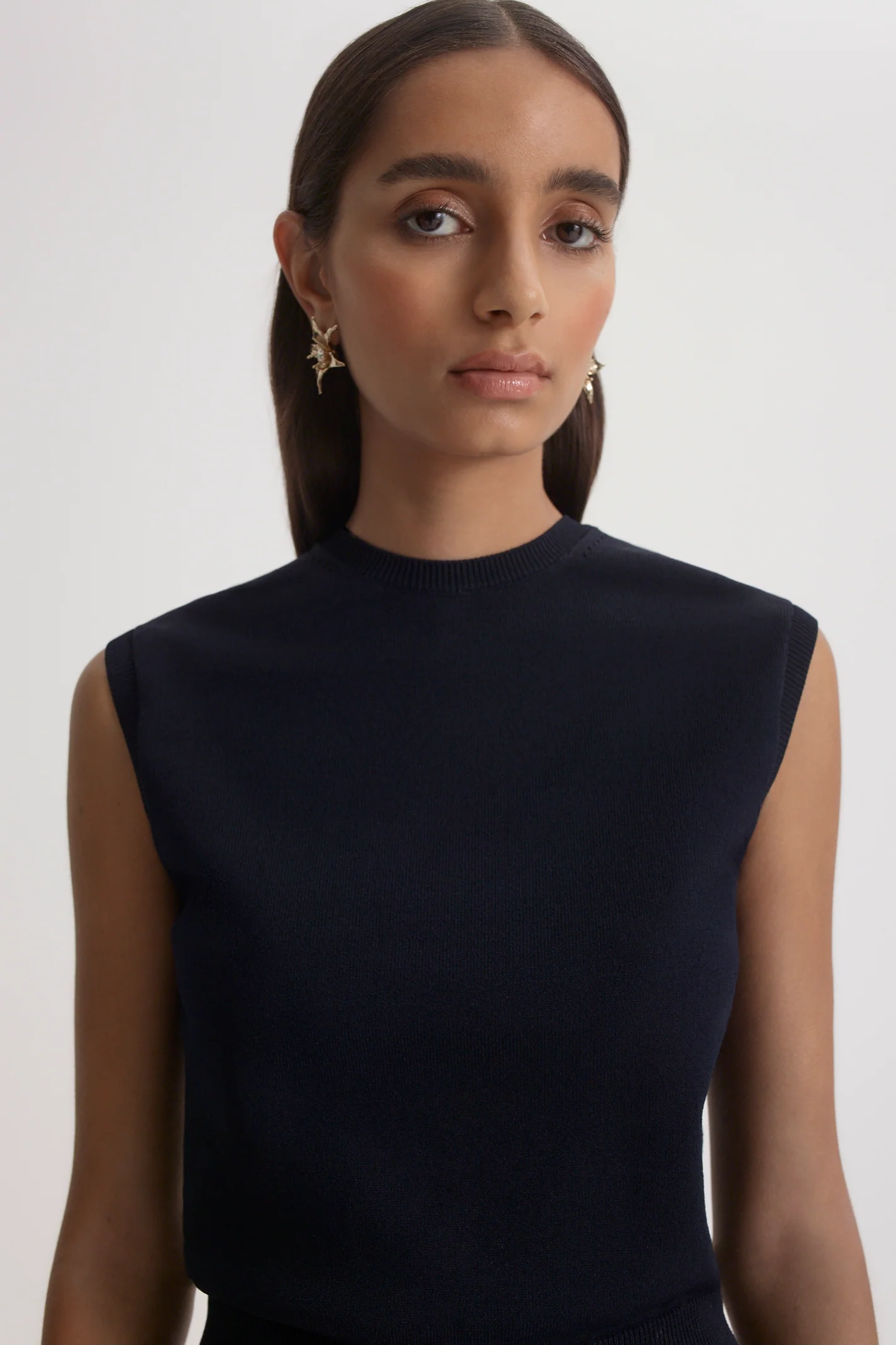 CREPE KNIT JERSEY TANK - Image 7