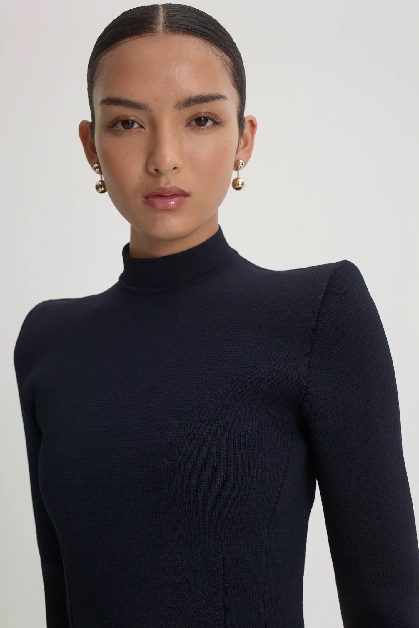 CREPE KNIT SHOULDER PAD TOP - Image 7