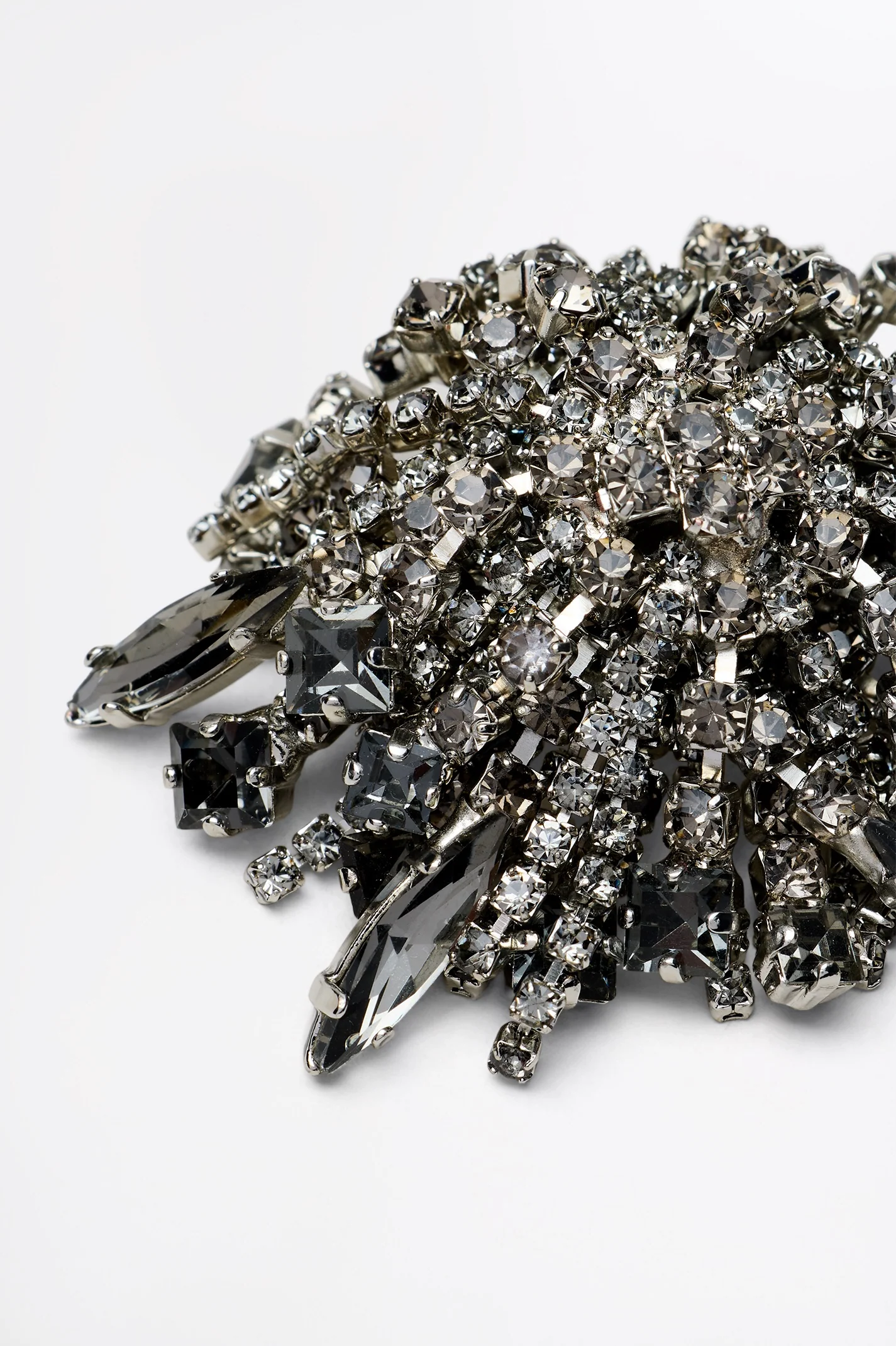 CRYSTAL CASCADE BROOCH - Image 4