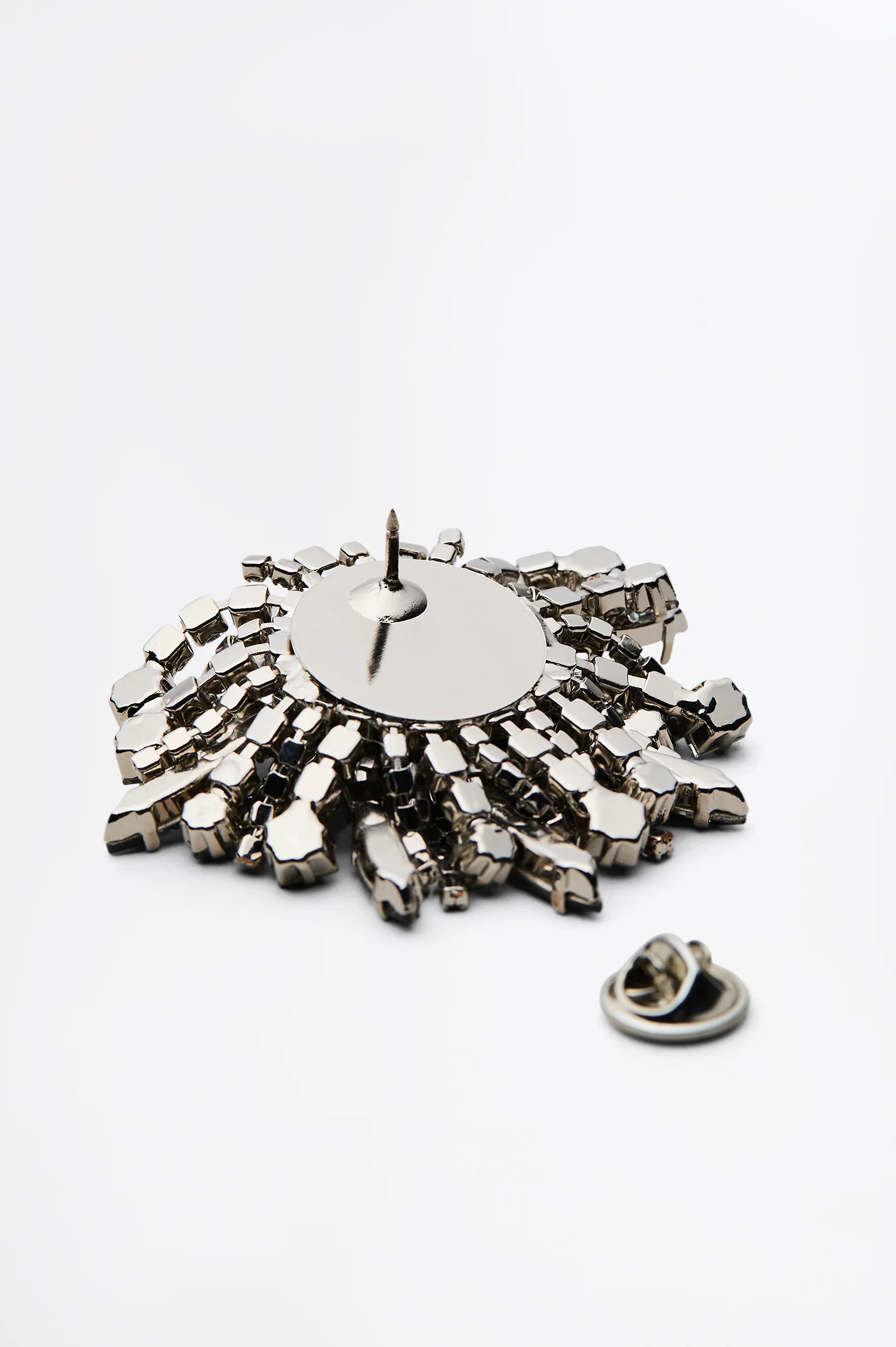 CRYSTAL CASCADE BROOCH - Image 5