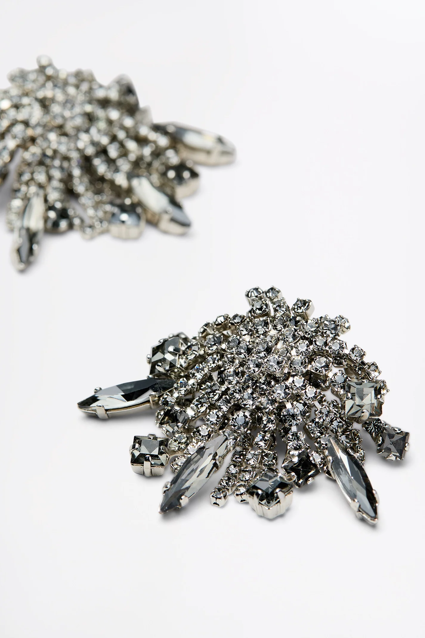 CRYSTAL CASCADE STUDS - Image 2
