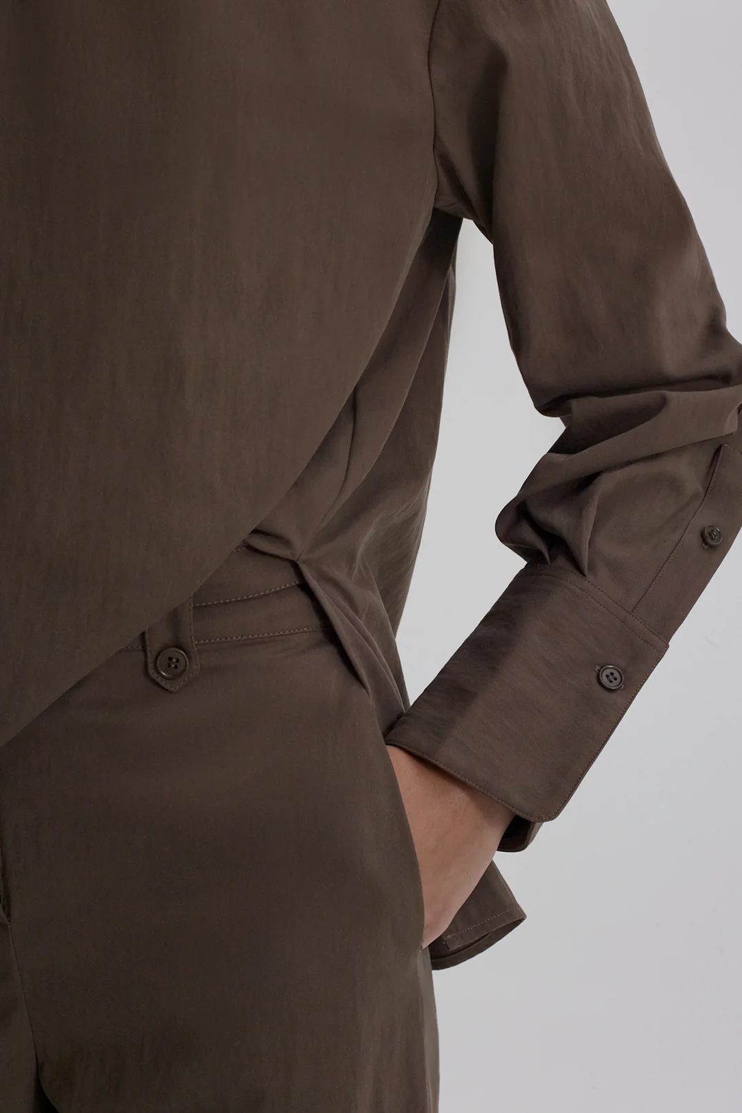 COTTON TWILL CARGO WAIST TROUSER - Image 8