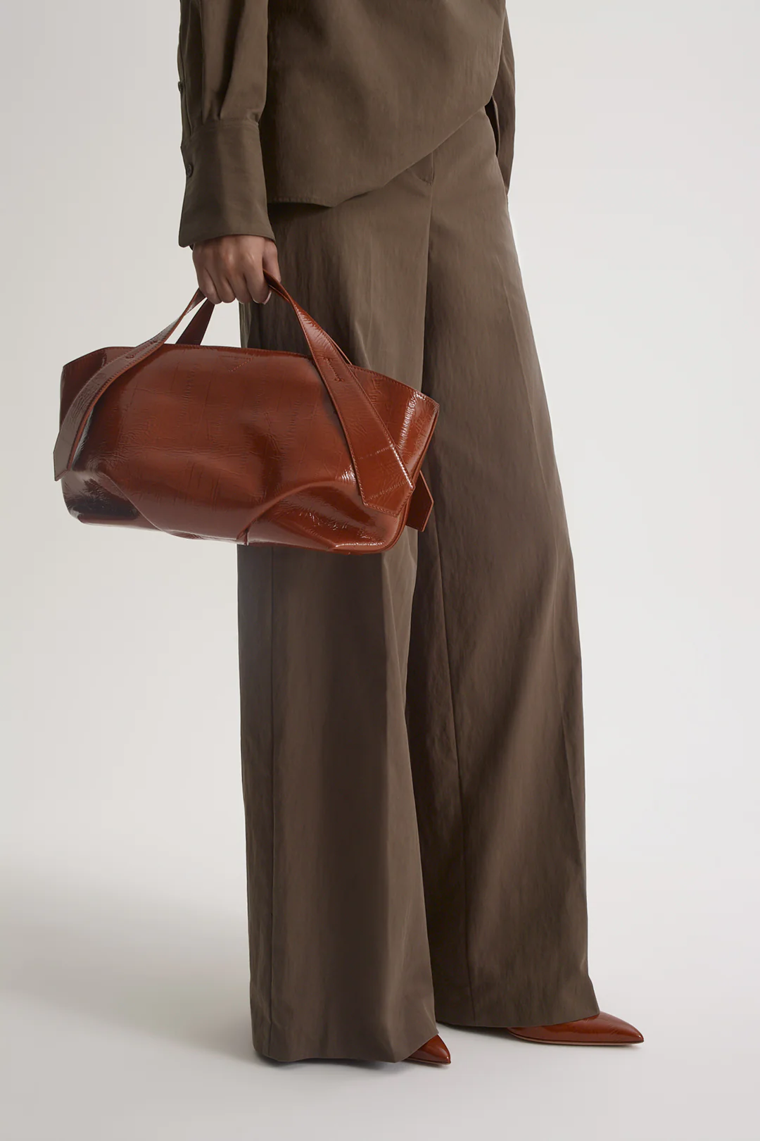 COTTON TWILL CARGO WAIST TROUSER - Image 9