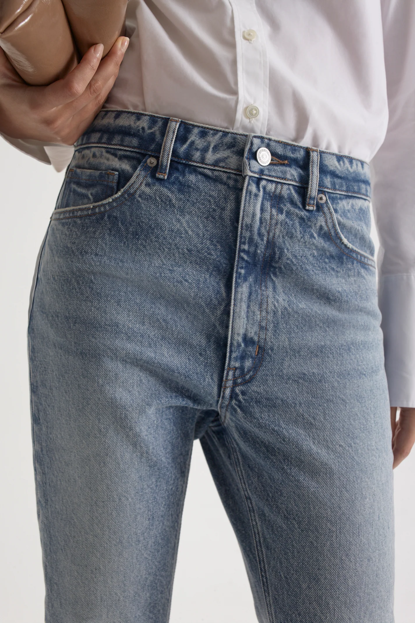 DENIM SLOUCHY SLIM JEAN - Image 8
