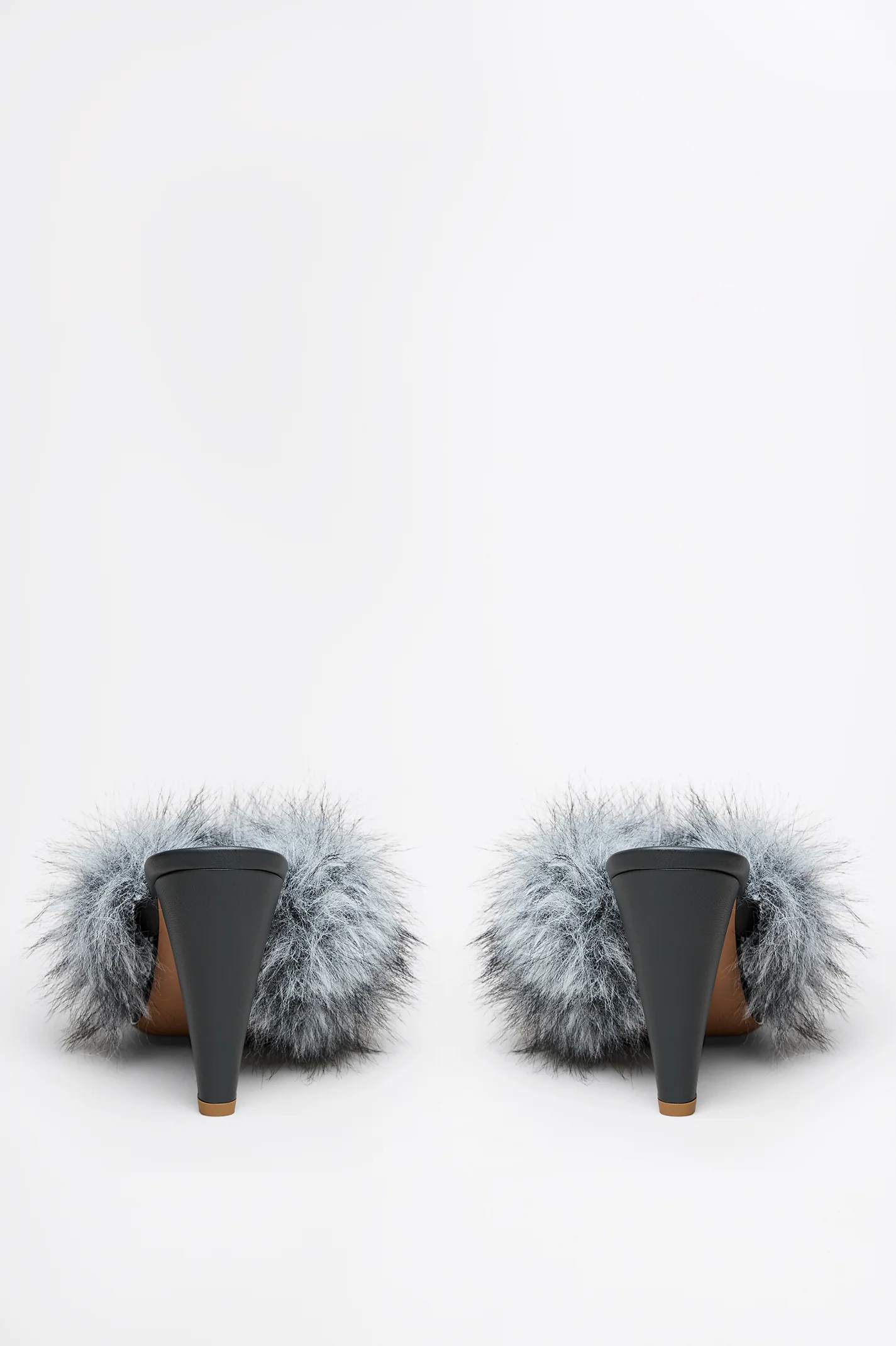 FAUX-FUR T-BAR 10 - Image 6