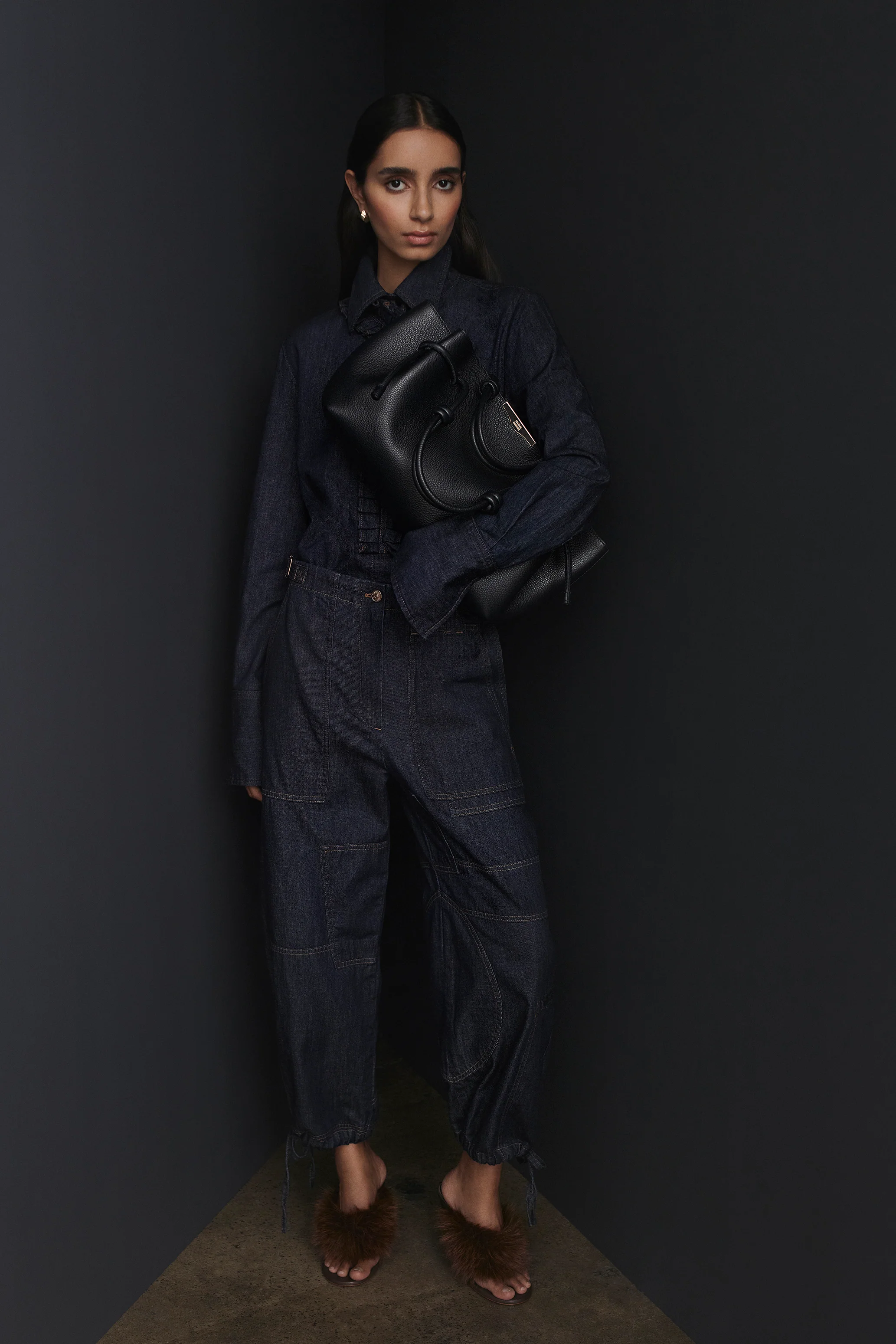 FAUX-FUR T-BAR 10 - Image 3