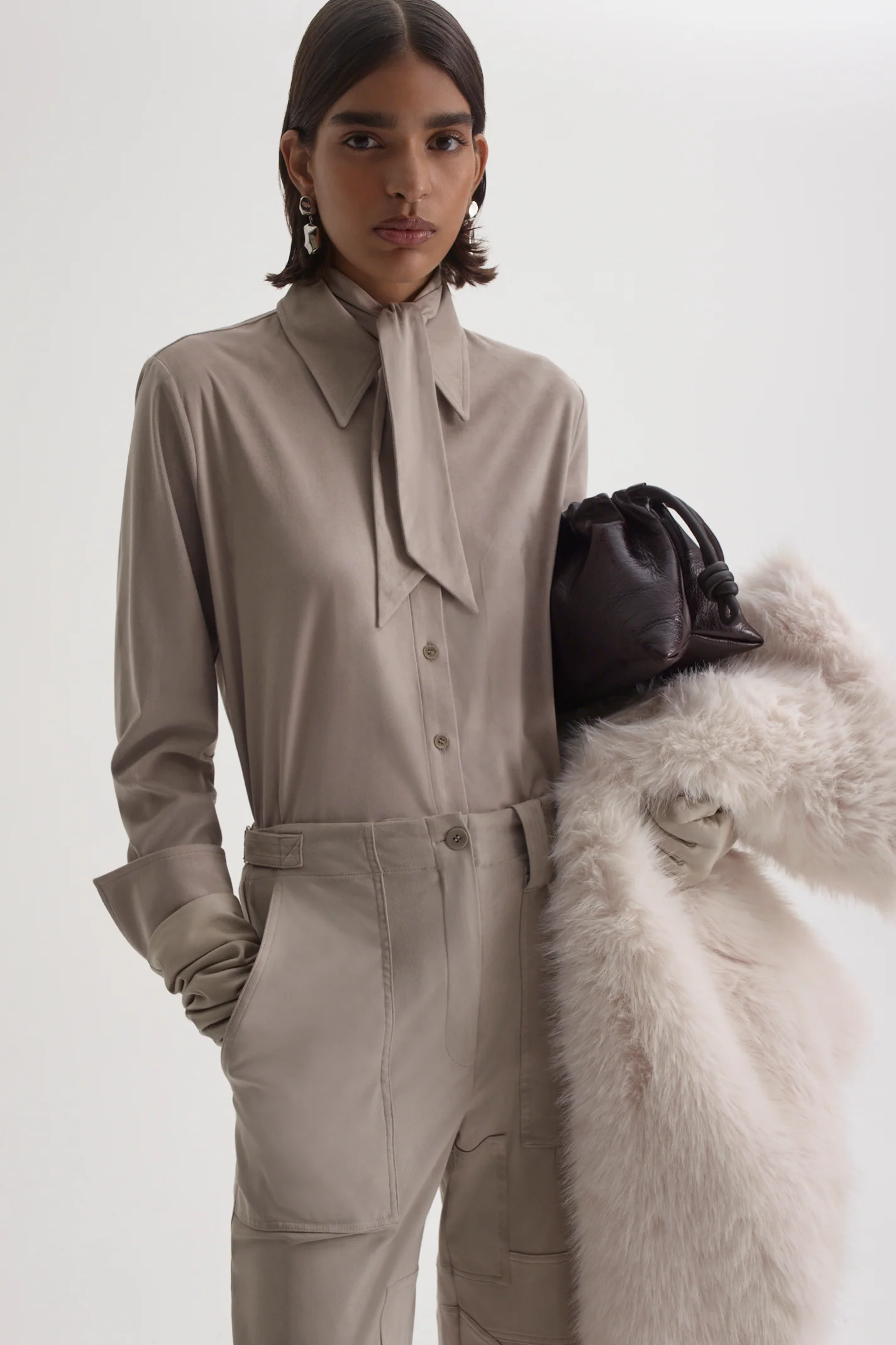 FAUX-SUEDE CROP CARGO - Image 8