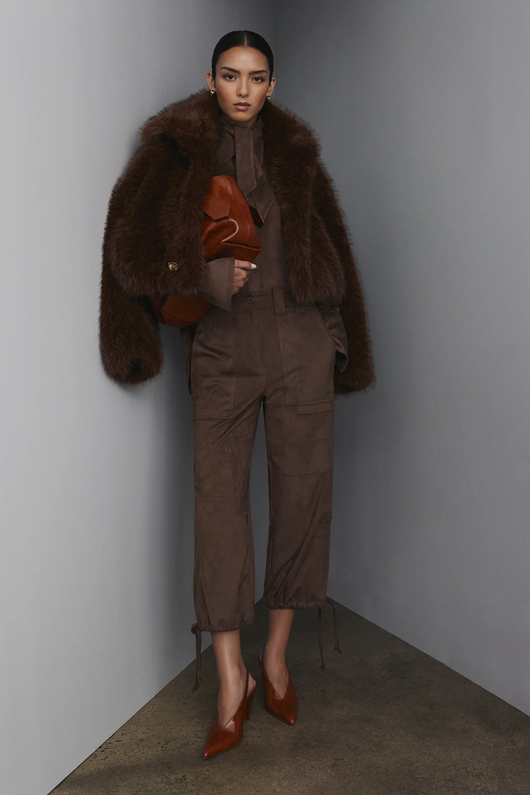 FAUX-SUEDE CROP CARGO - Image 3