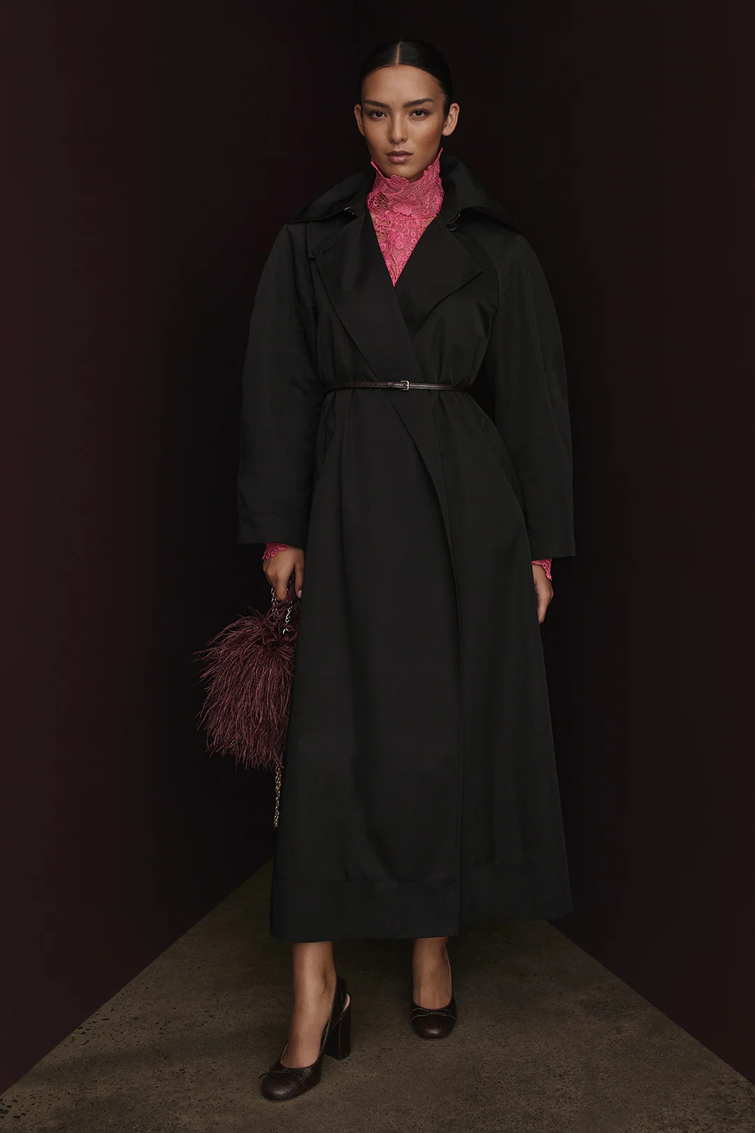FEATHER BUCKET BAG - Image 3