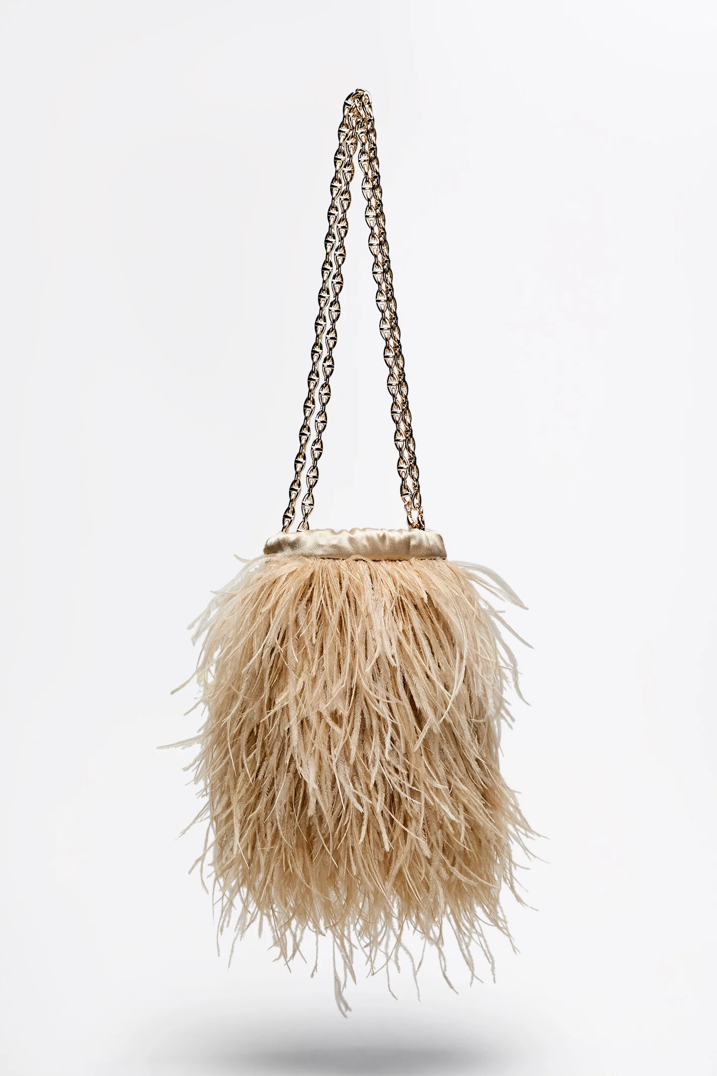 FEATHER BUCKET BAG - Image 2