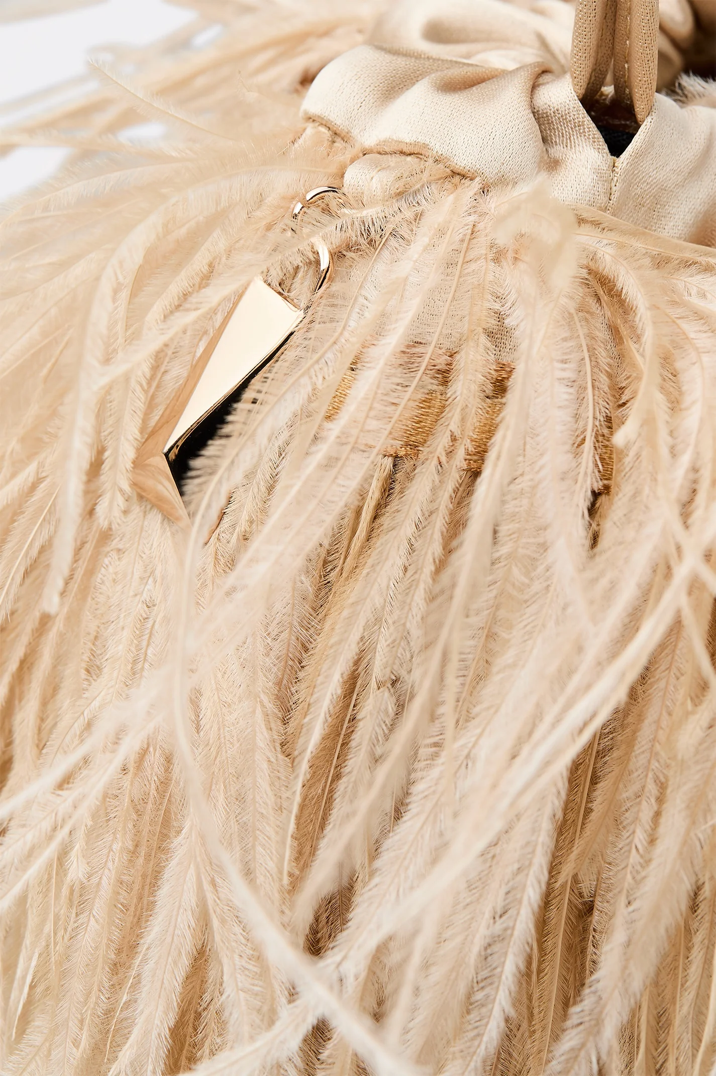 FEATHER BUCKET BAG - Image 7