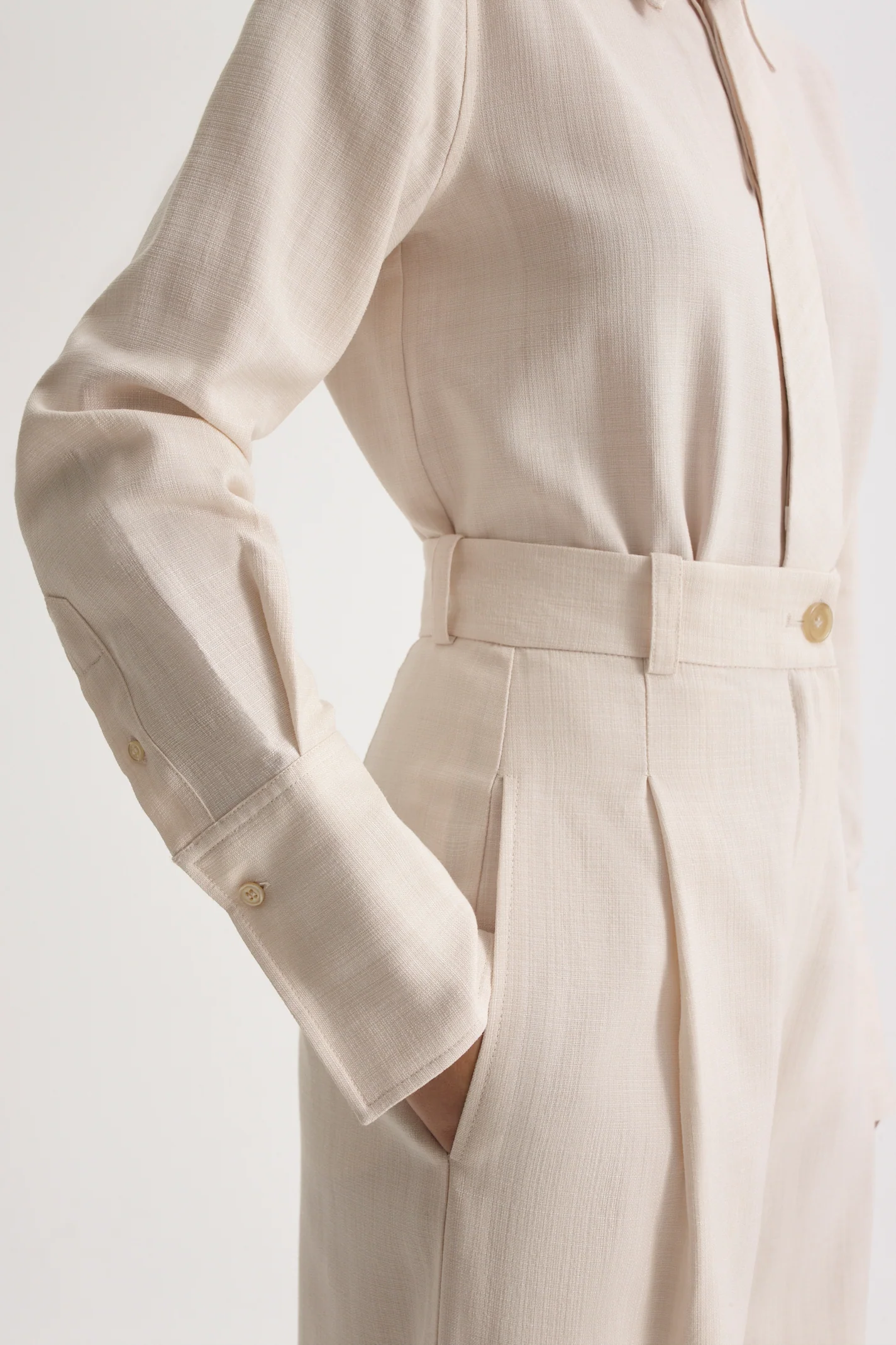 ITALIAN TEXTURED  TROUSER - Image 8