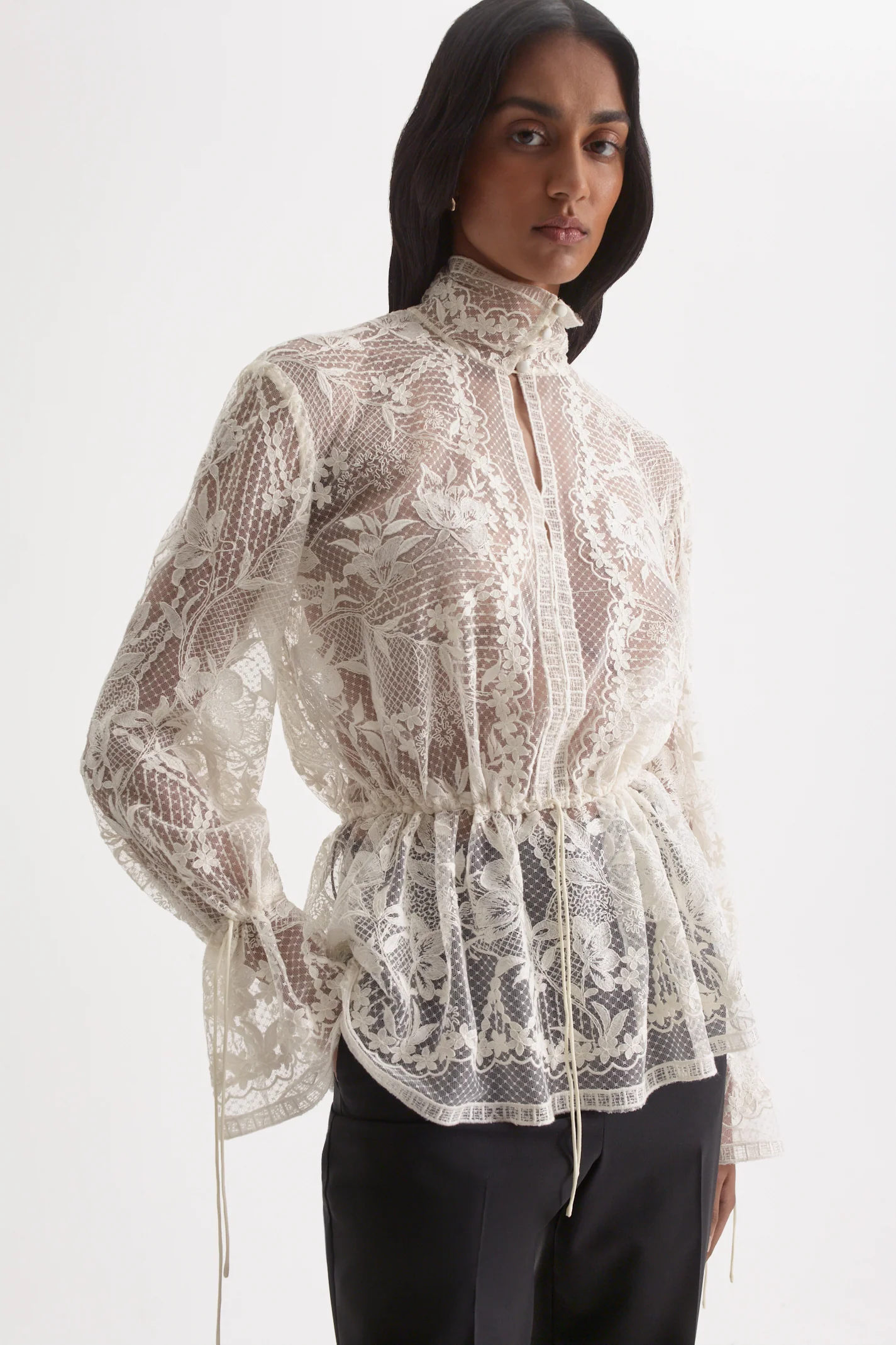 LACE BLOUSE - Image 4