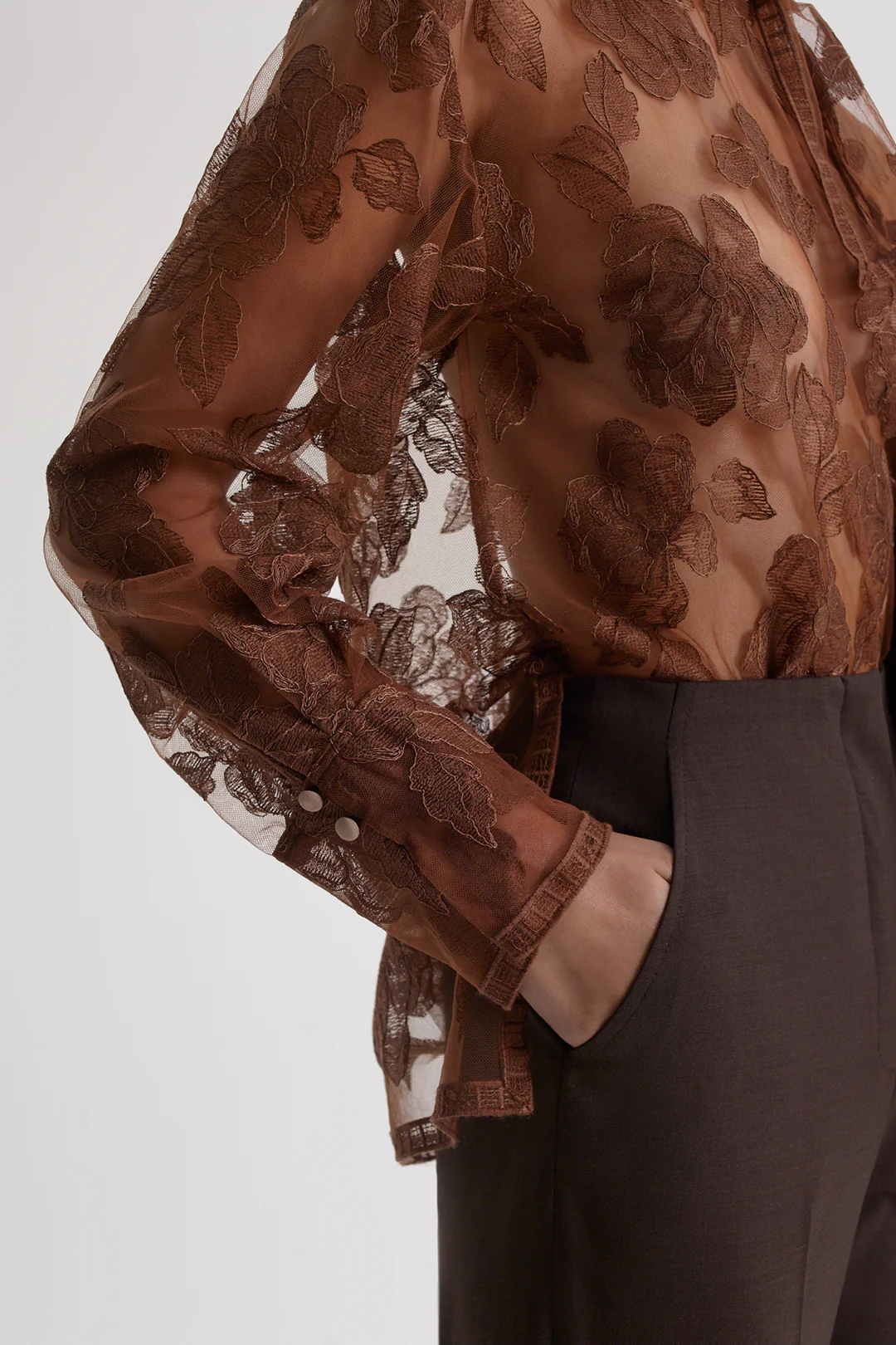 LACE CRAVAT SHIRT - Image 7