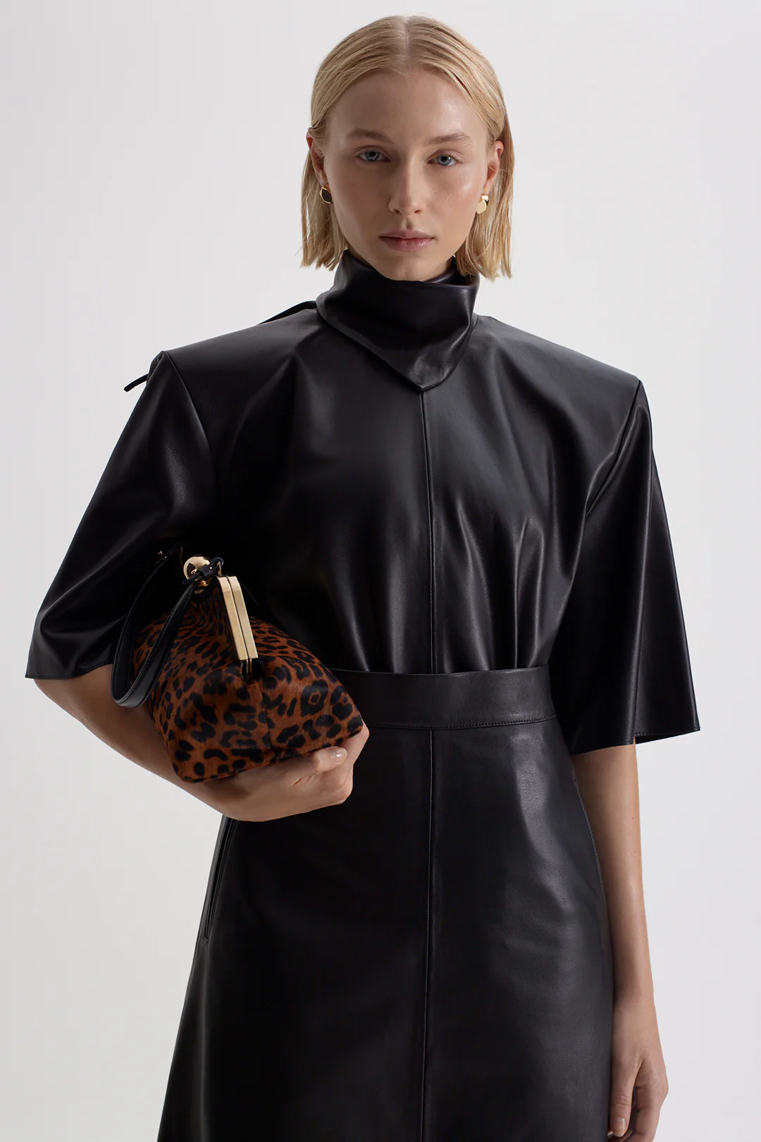 LEATHER CRAVAT TOP - Image 4