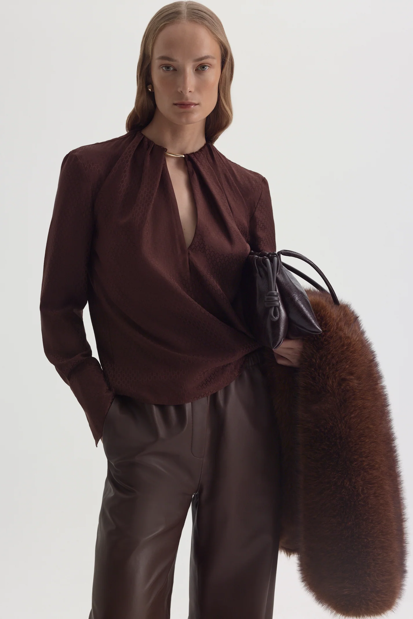SILK CHAIN JACQUARD GOLD BLOUSE - Image 7