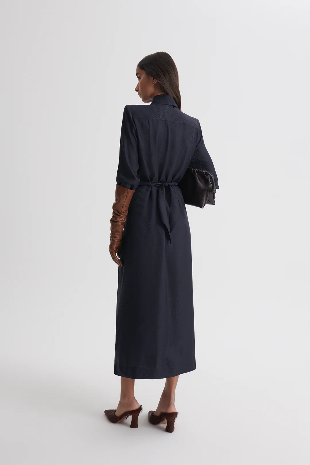 SILK CHAIN JACQUARD TURBAN DRESS - Image 5