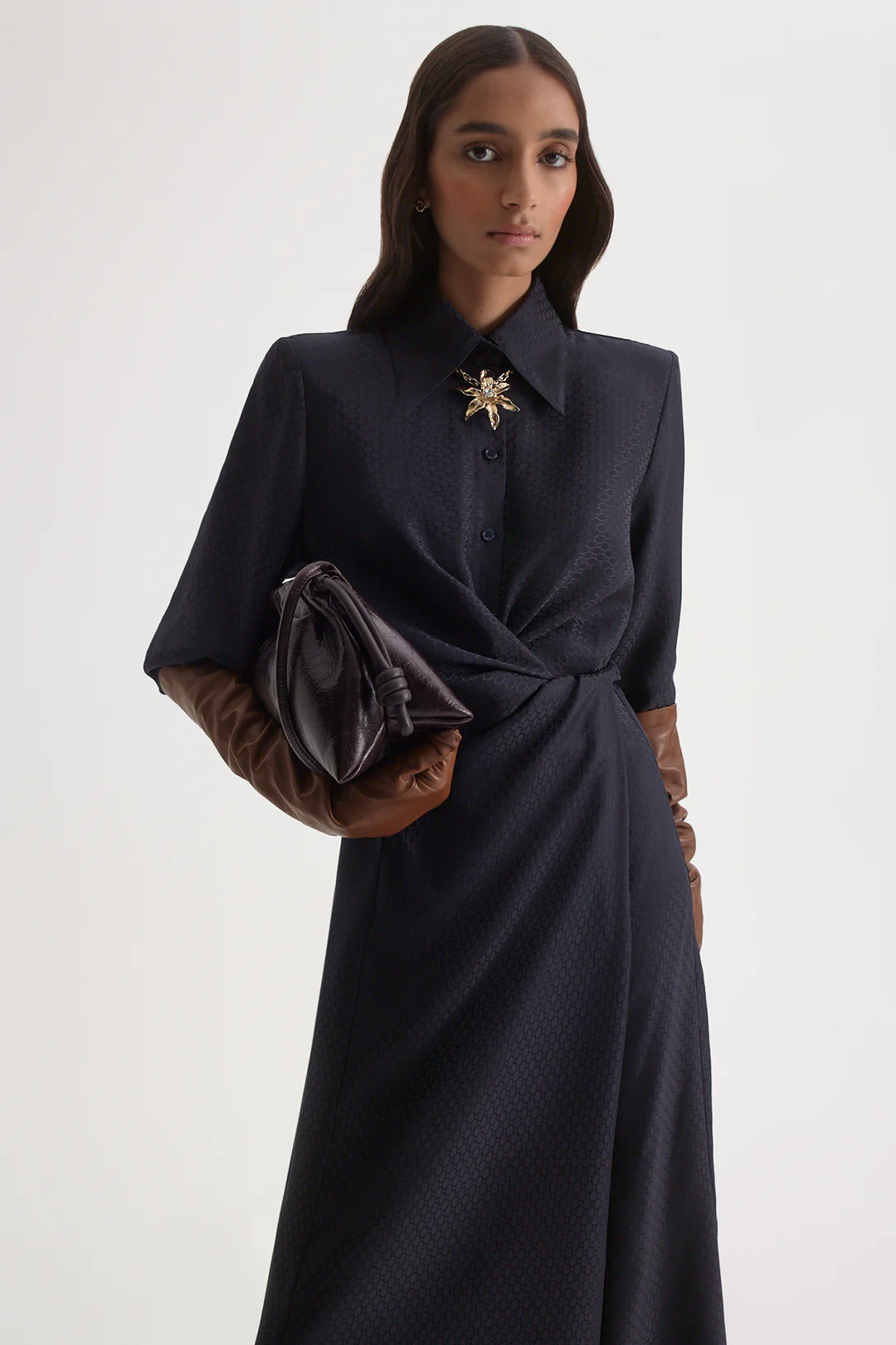 SILK CHAIN JACQUARD TURBAN DRESS - Image 6