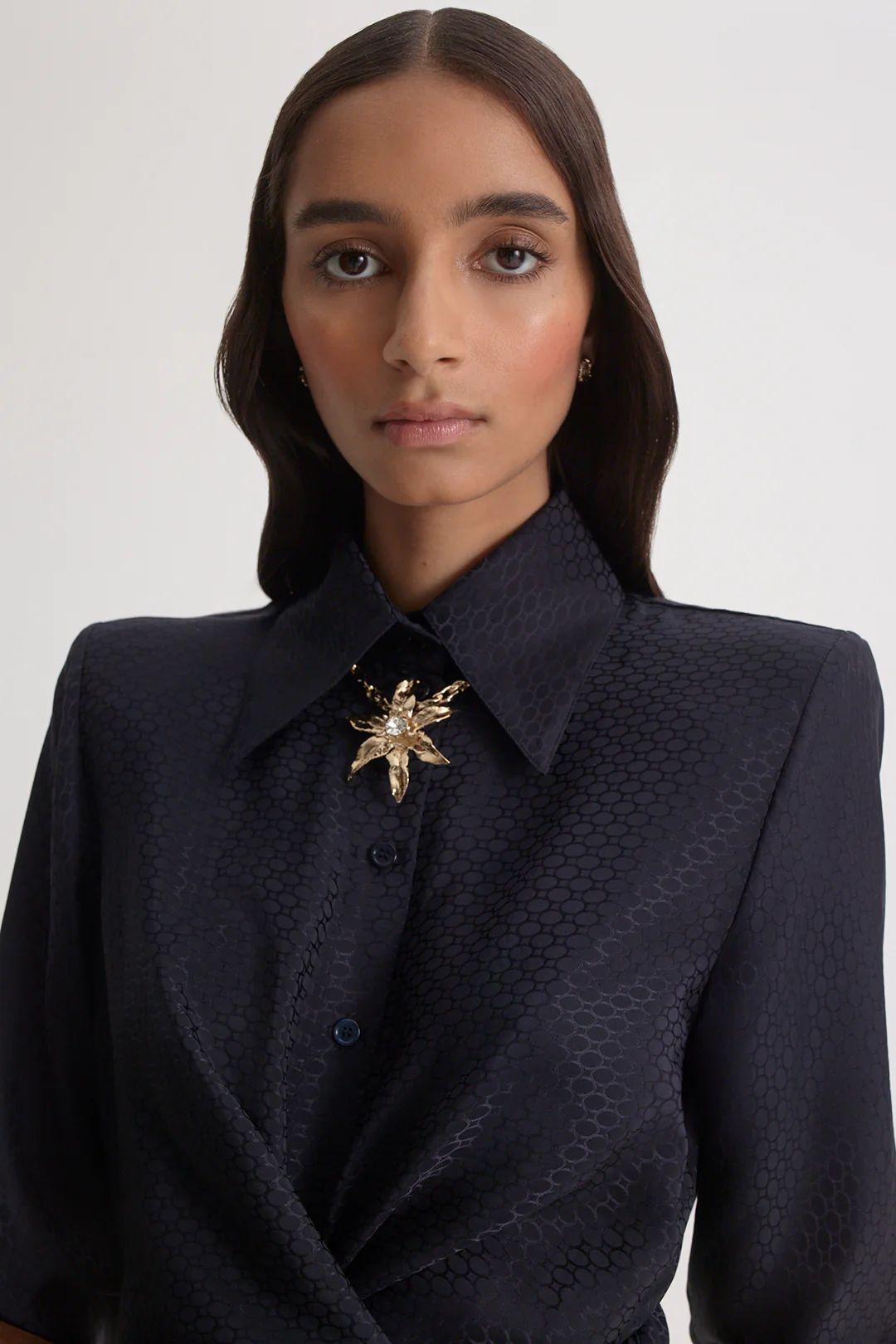 SILK CHAIN JACQUARD TURBAN DRESS - Image 8