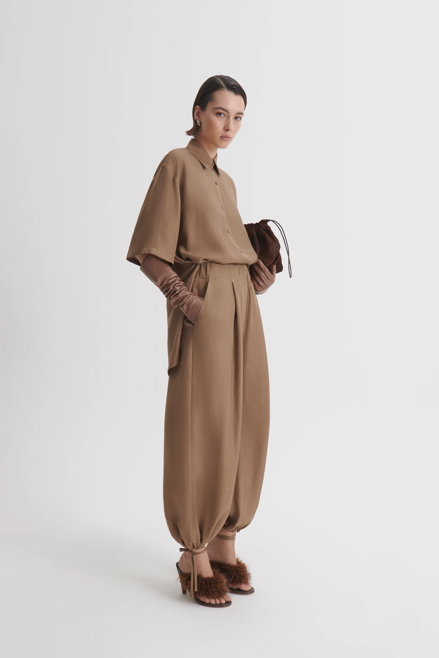 SILK JACQUARD CROP TROUSER - Image 4