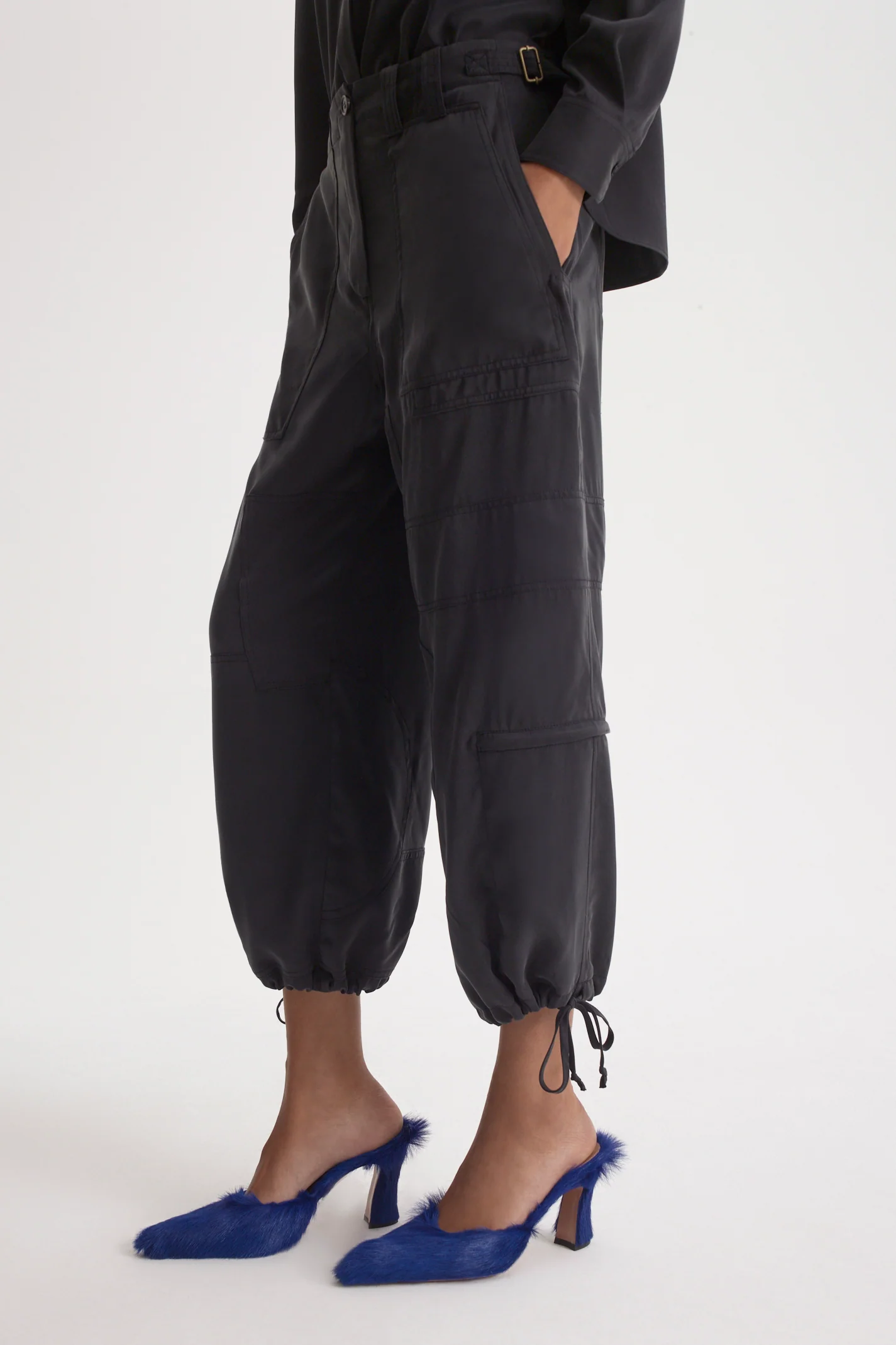 SUEDED SILK CROP CARGO - Image 7