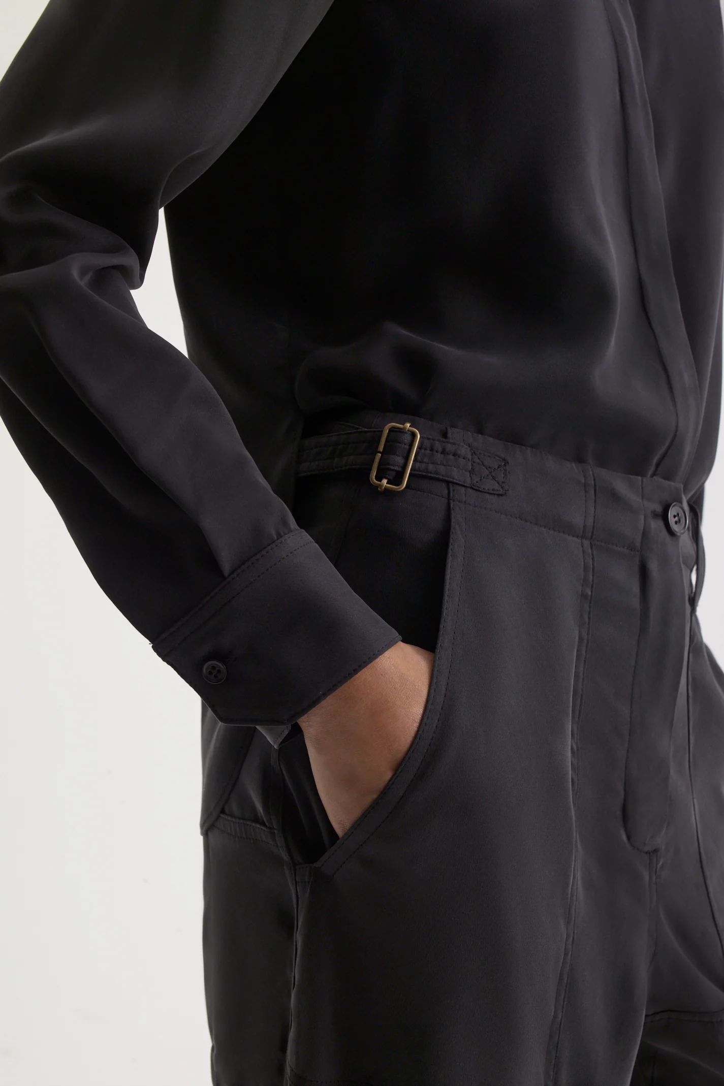 SUEDED SILK SHOULDER PAD SHIRT - Image 8