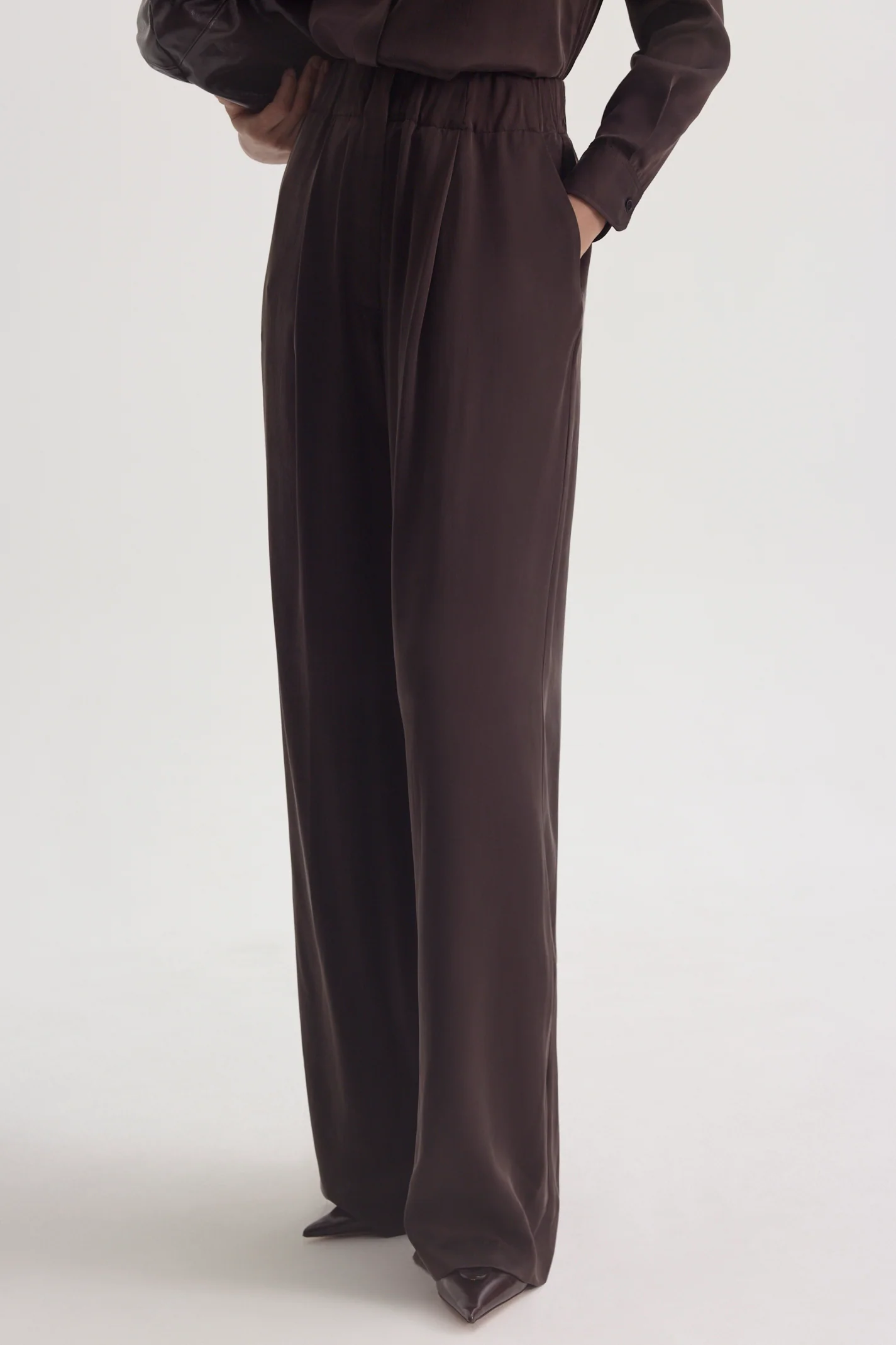 SUEDED SILK TROUSER - Image 8