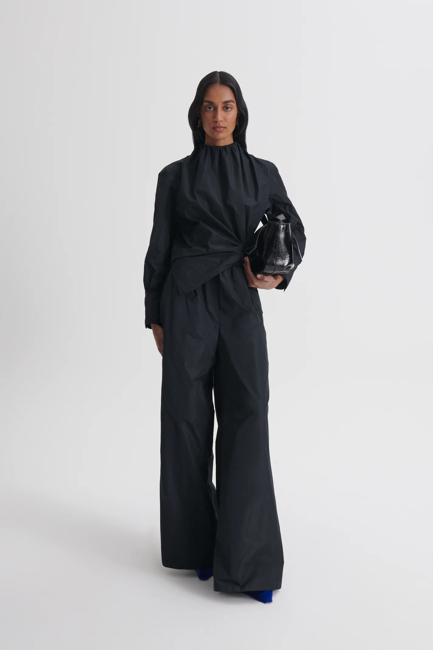 TAFFETA GATHER NECK TOP - Image 5