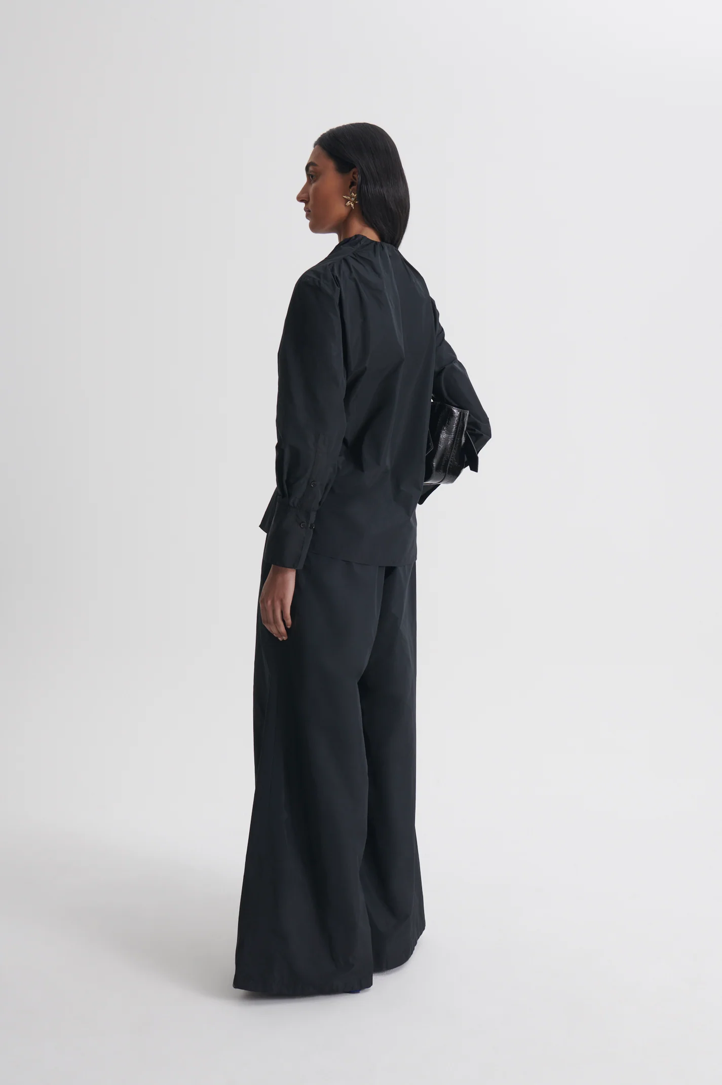 TAFFETA GATHER NECK TOP - Image 7