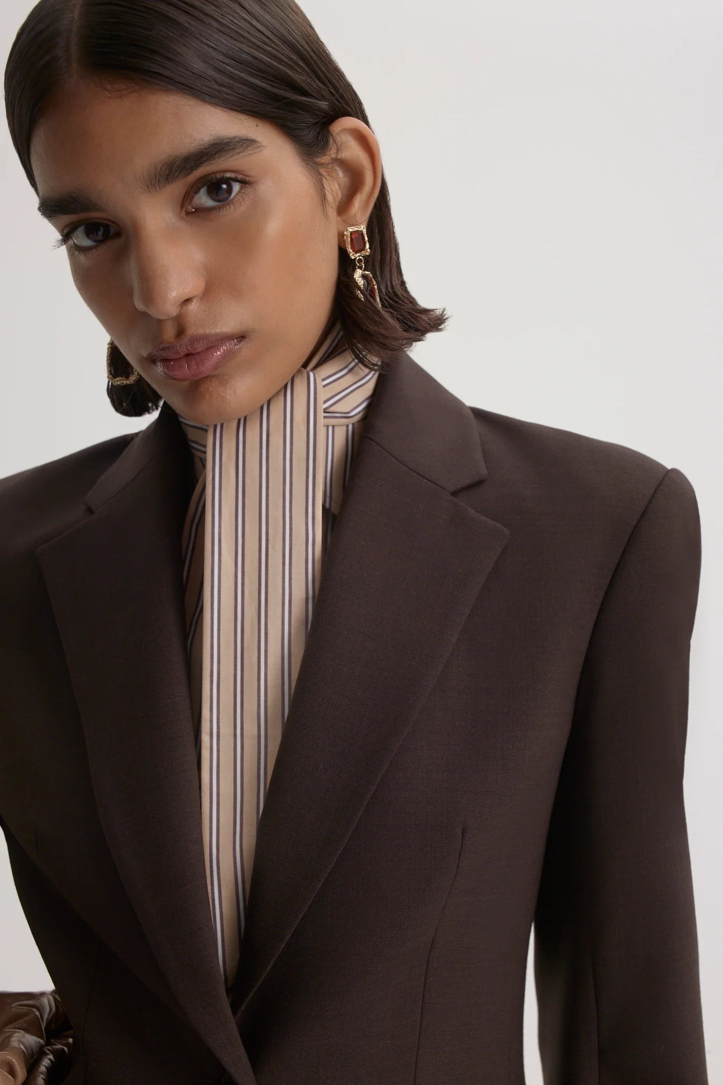 TAILORED ONE BUTTON JACKET - Image 8