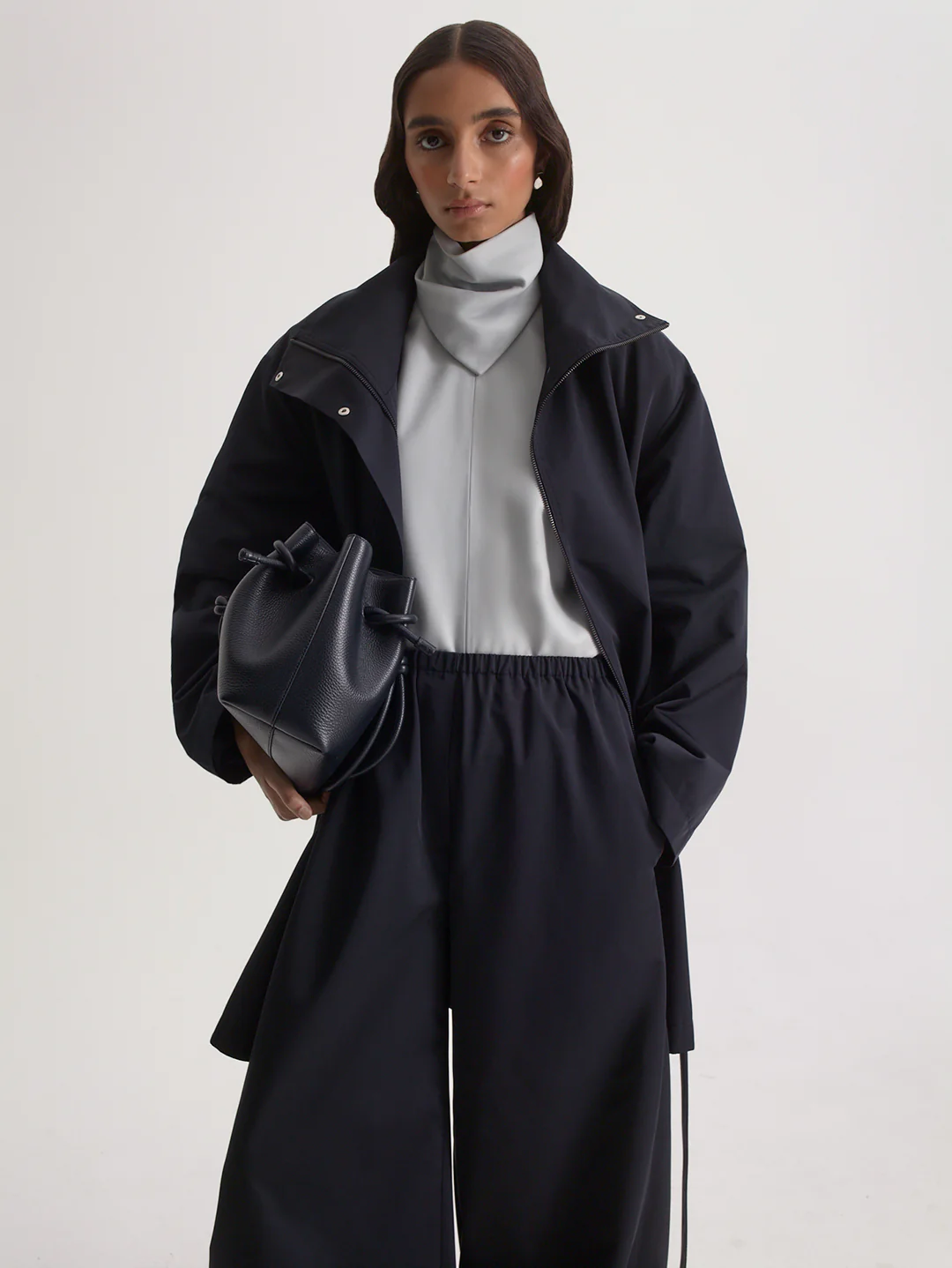 TECH ELASTIC BARREL TROUSER - Image 6