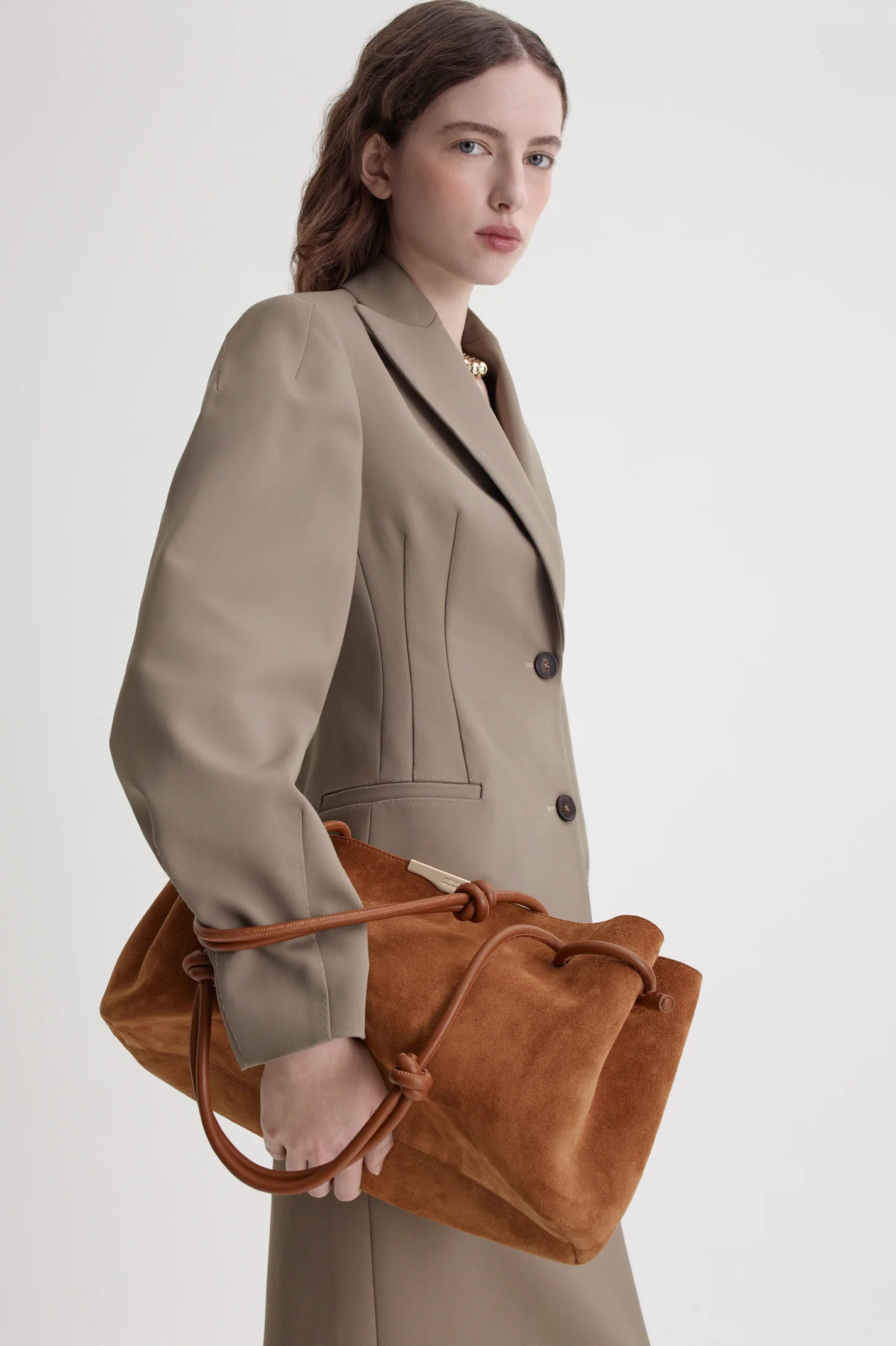 THE ATHOS SHOPPER - Image 4