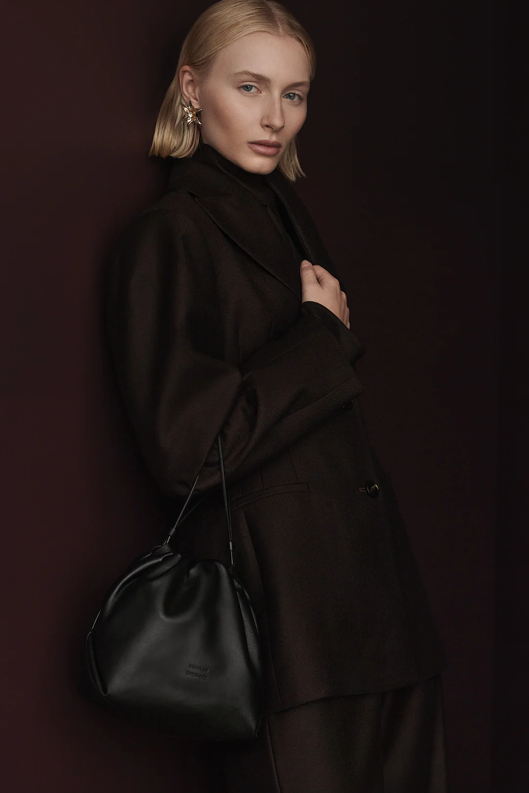 THE LEATHER DRAWSTRING BAG - Image 3