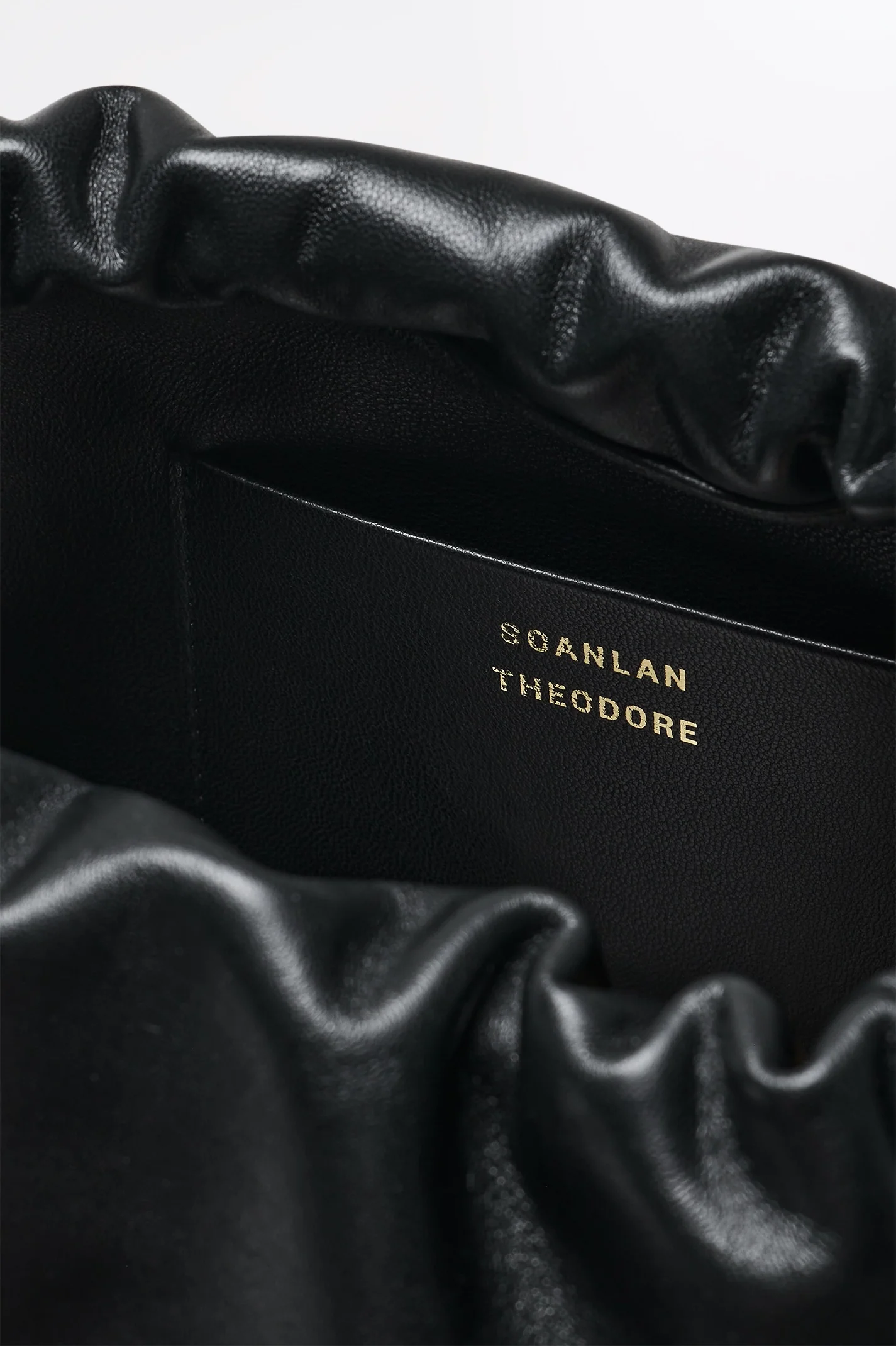 THE LEATHER DRAWSTRING BAG - Image 8