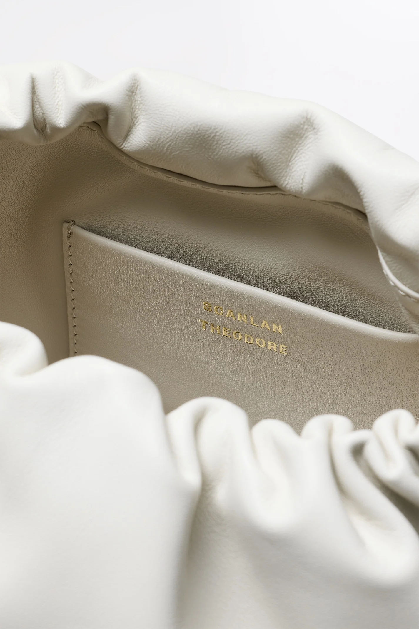 THE LEATHER DRAWSTRING BAG - Image 8