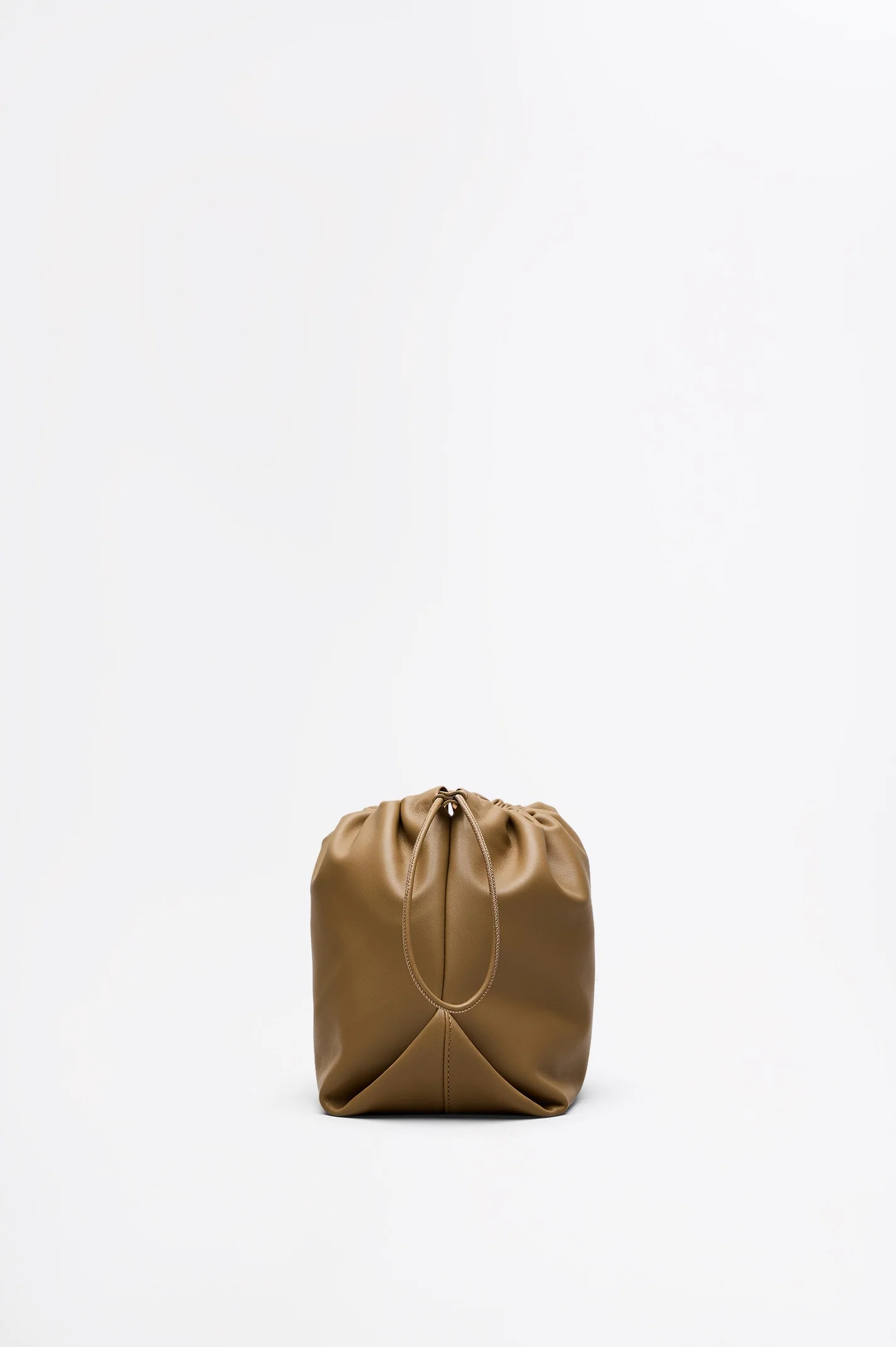 THE LEATHER DRAWSTRING BAG - Image 5
