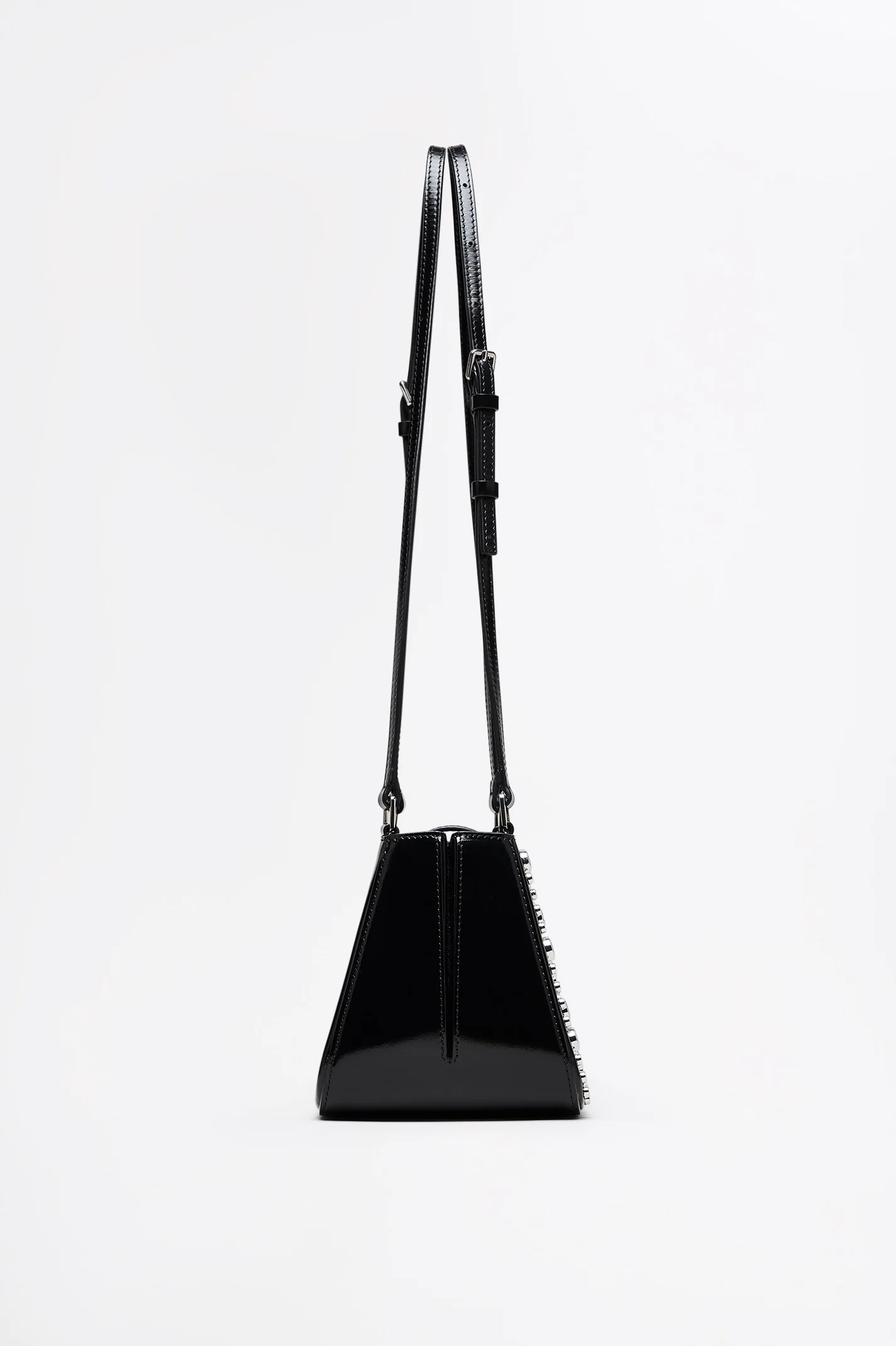 THE MERA STUDDED - Image 5